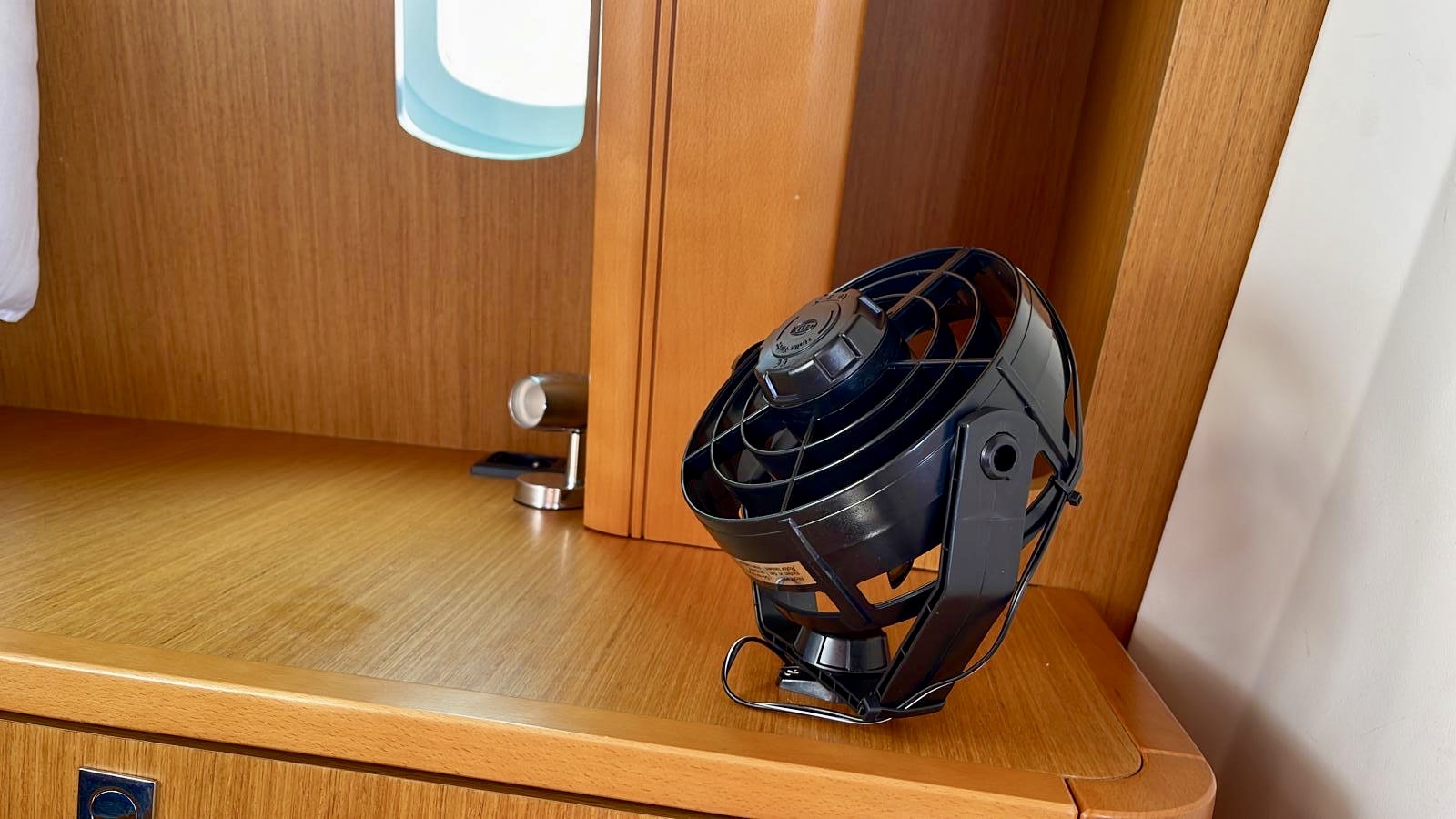 Sun Odyssey 479 — photo 17
