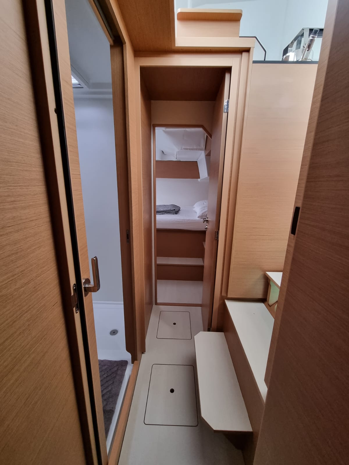Excess 11 — photo 2