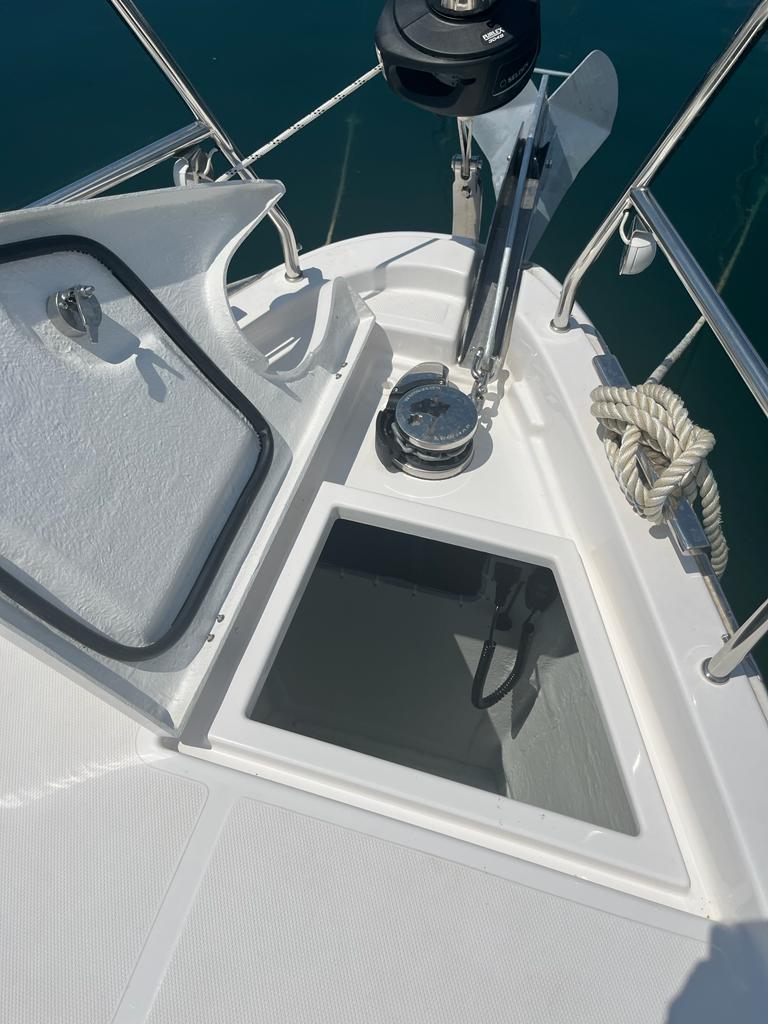 Bavaria C 42 — photo 9