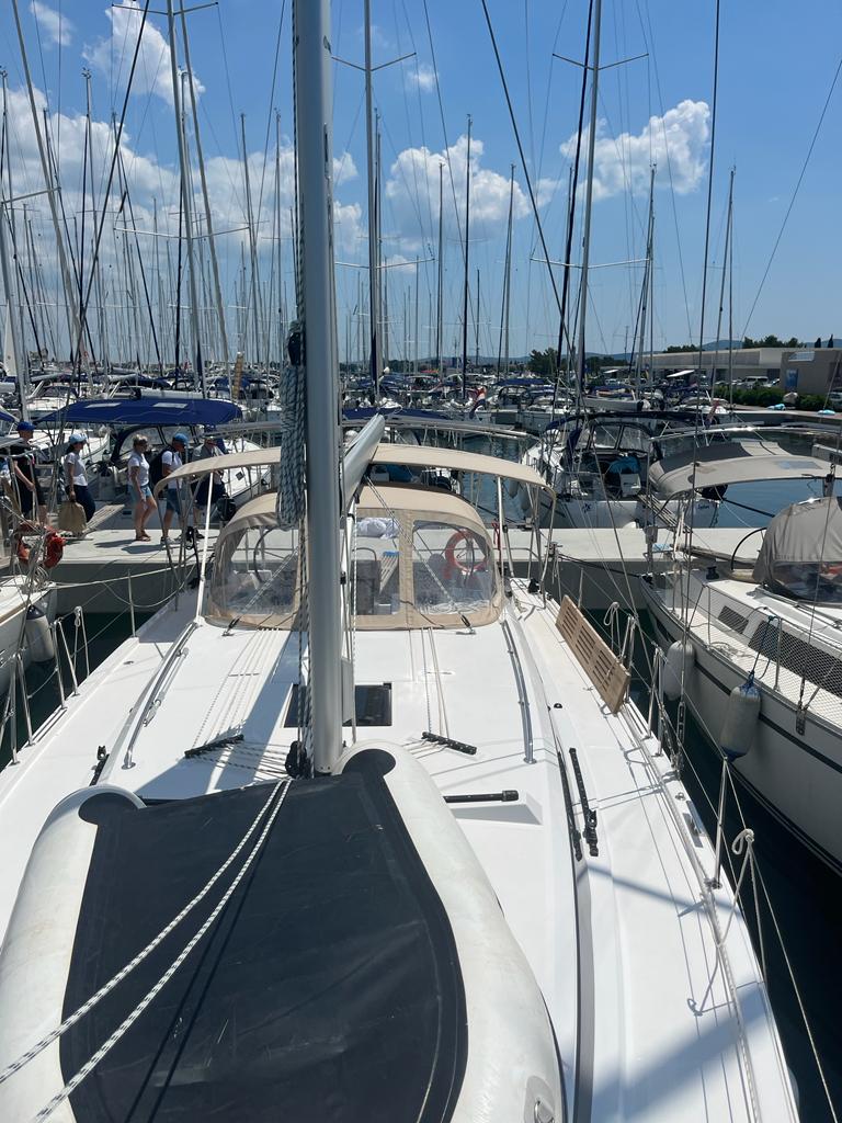 Bavaria C 42 — photo 18
