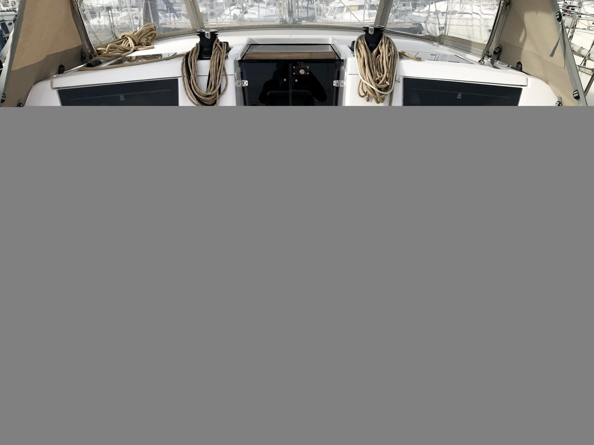 Dufour 430 Grand Large — photo 9
