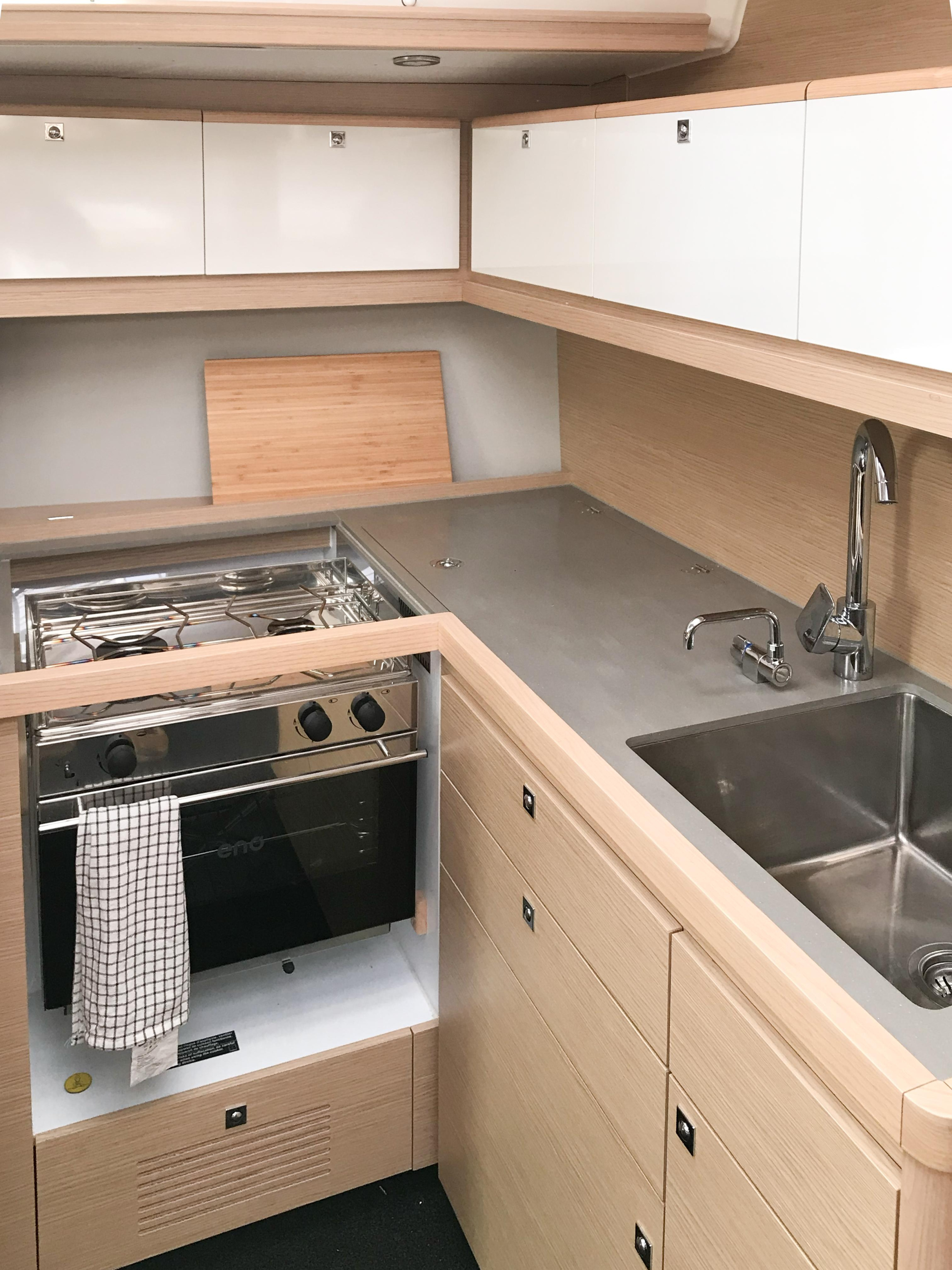 Dufour 430 Grand Large — photo 2