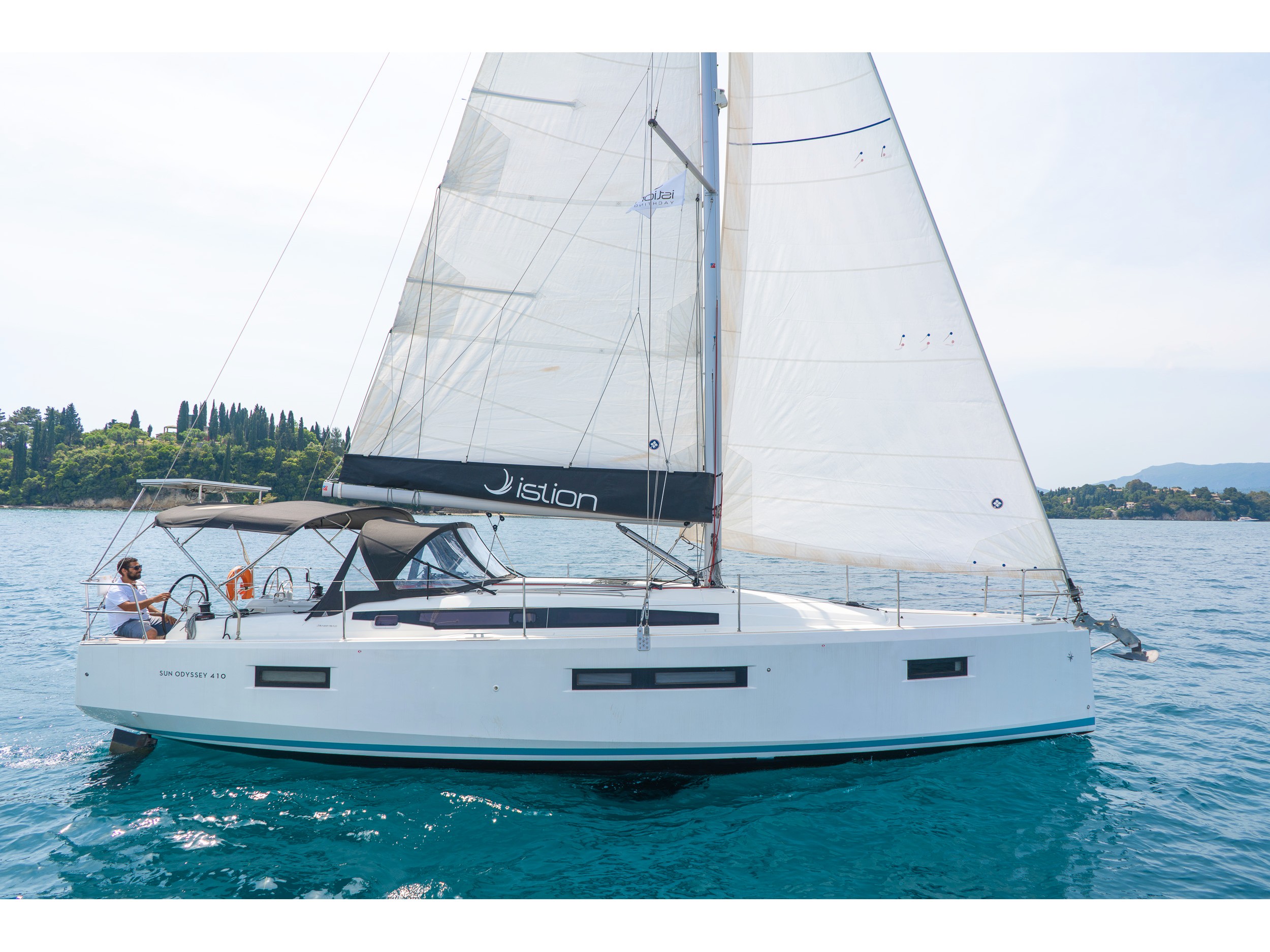 Sun Odyssey 410 — photo 1