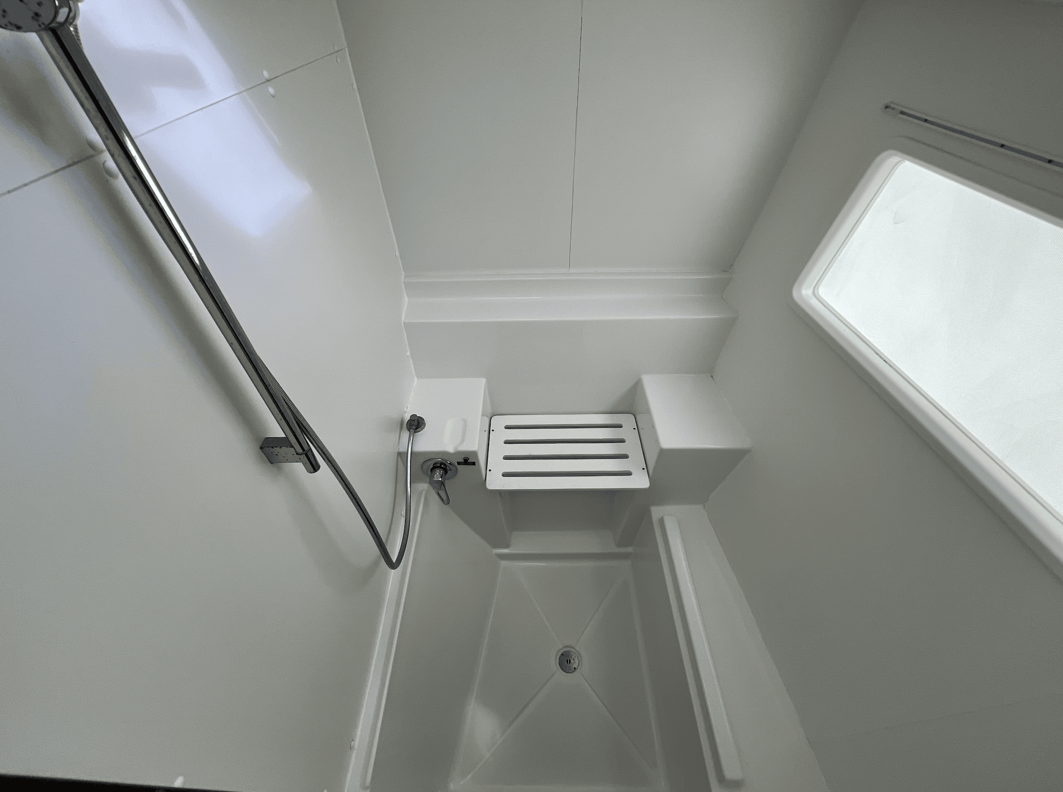 Lagoon 380 S2 Owner's Version — photo 4
