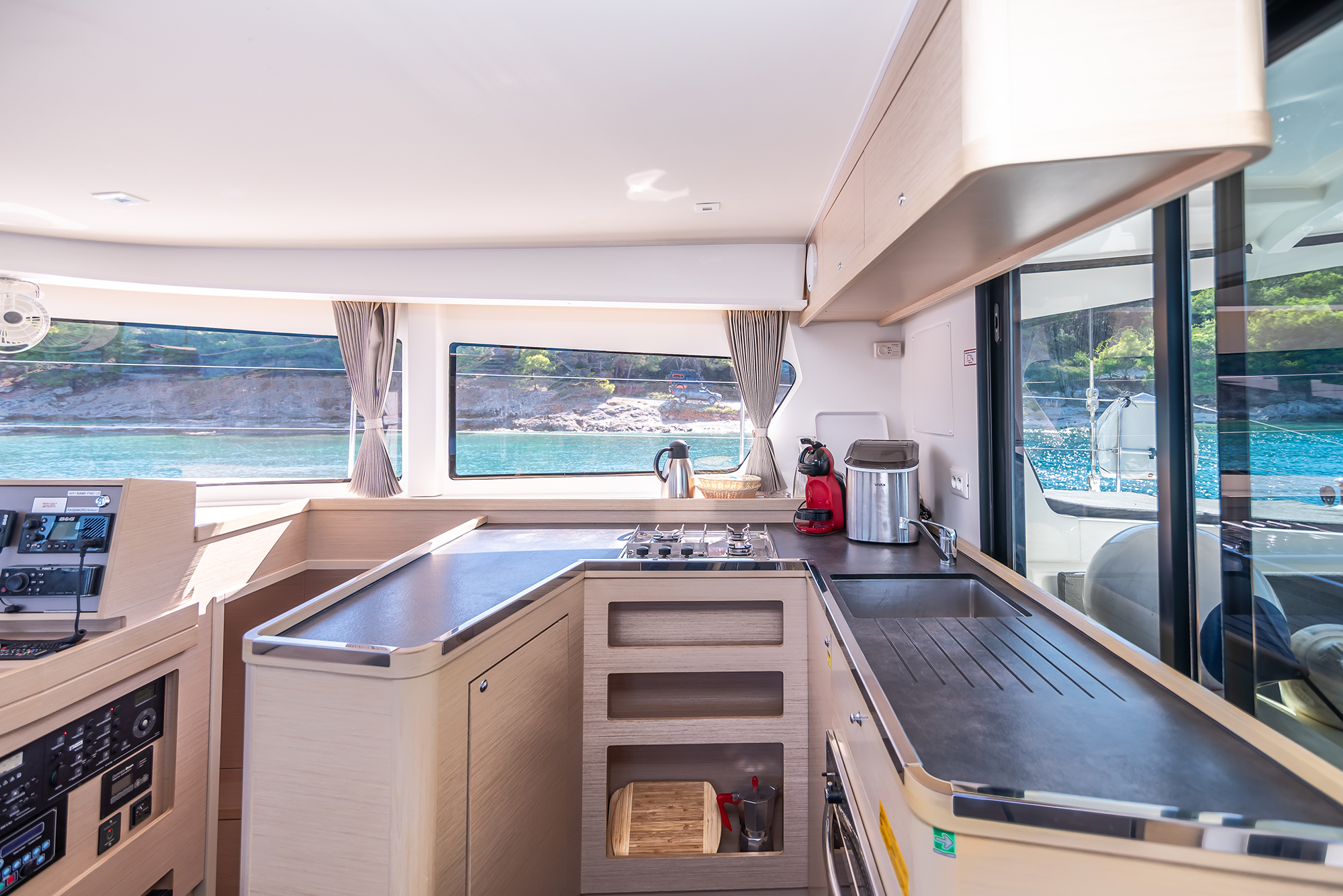 Lagoon 42 owner version — photo 28