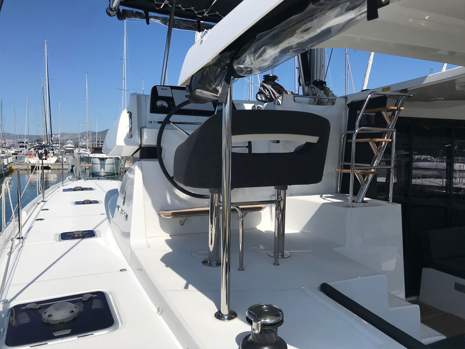 Lagoon 42 owner version — photo 43