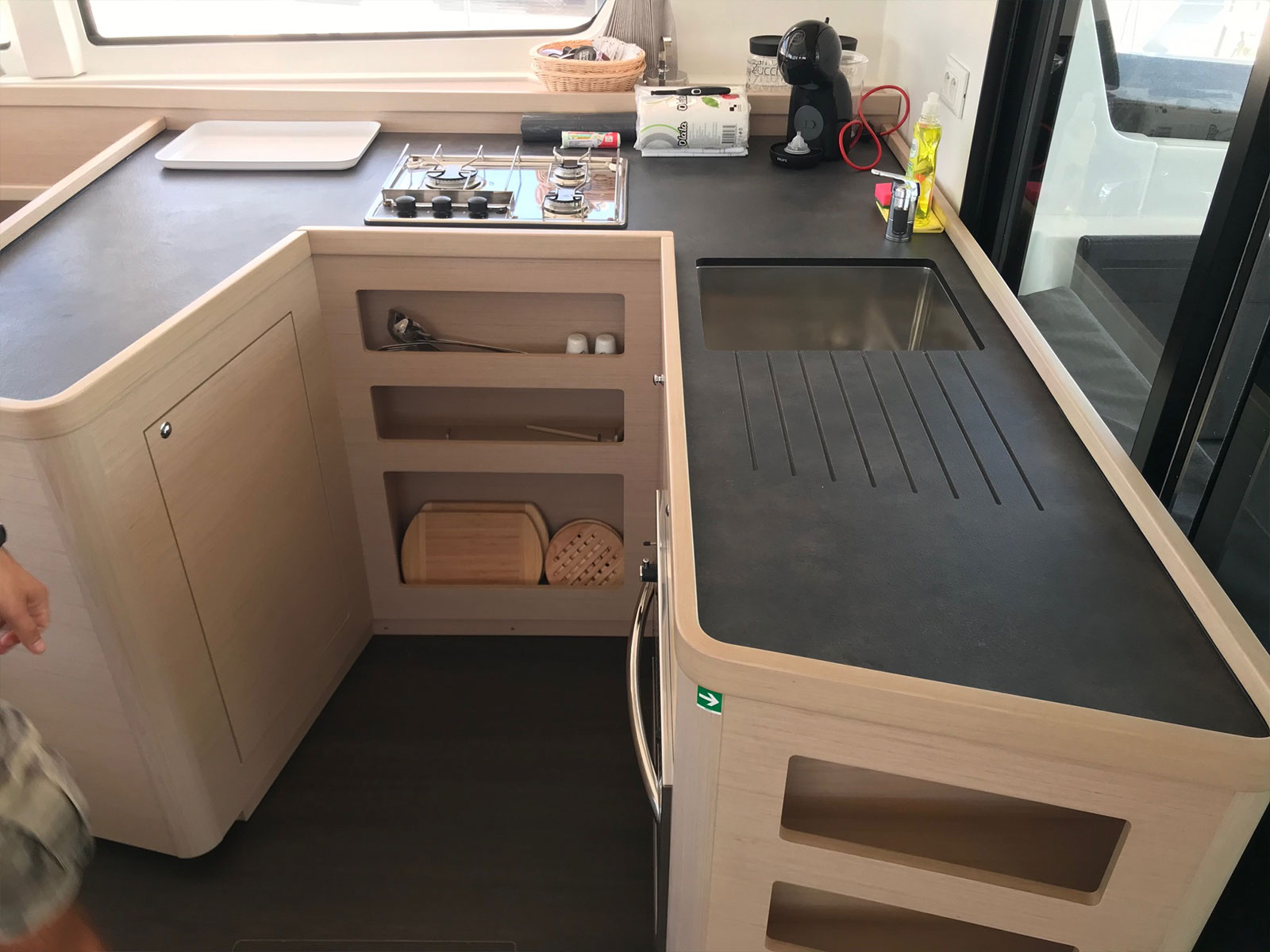Lagoon 42 owner version — photo 38