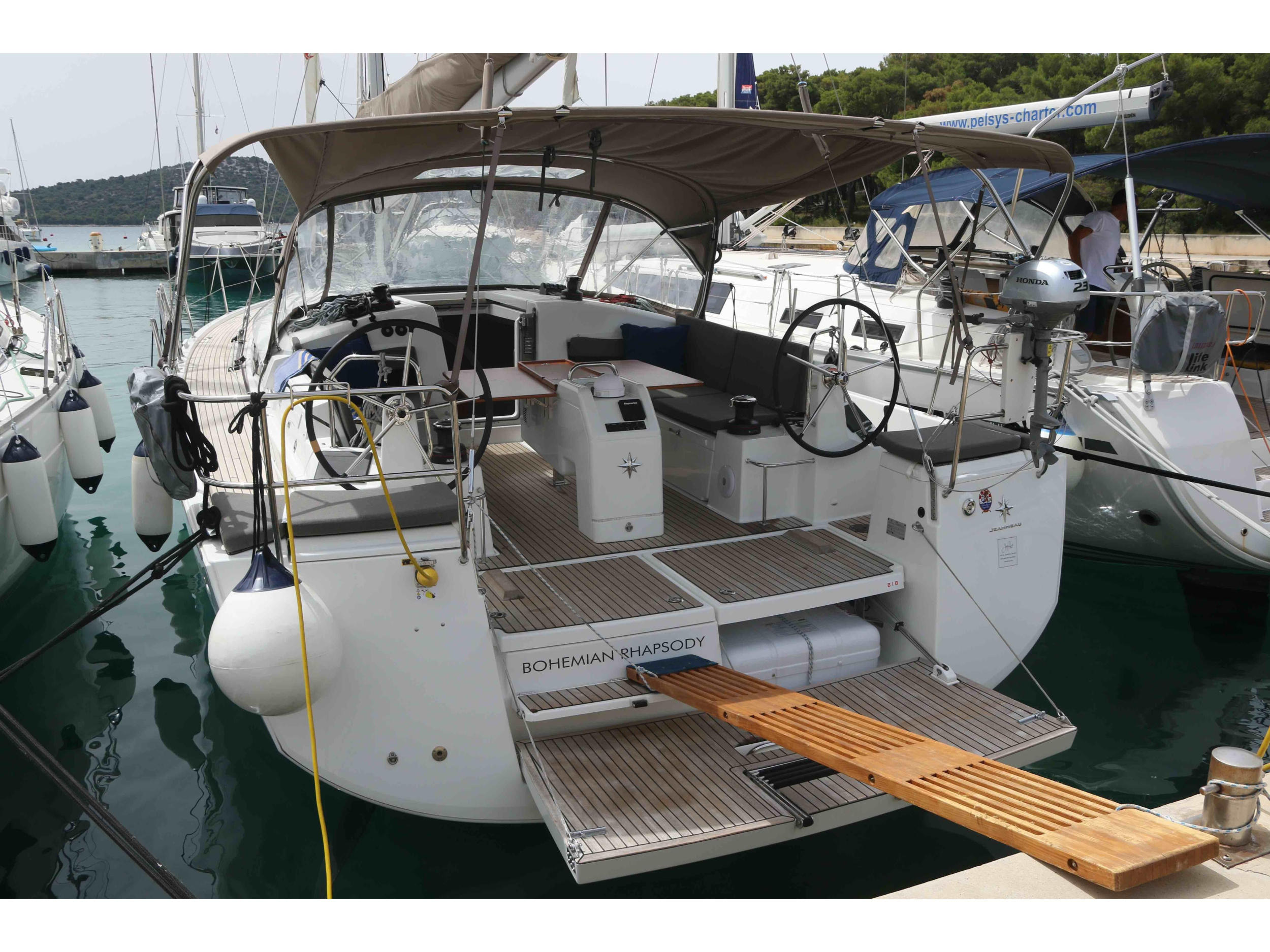Sun Odyssey 440 - 3 cabins — photo 1