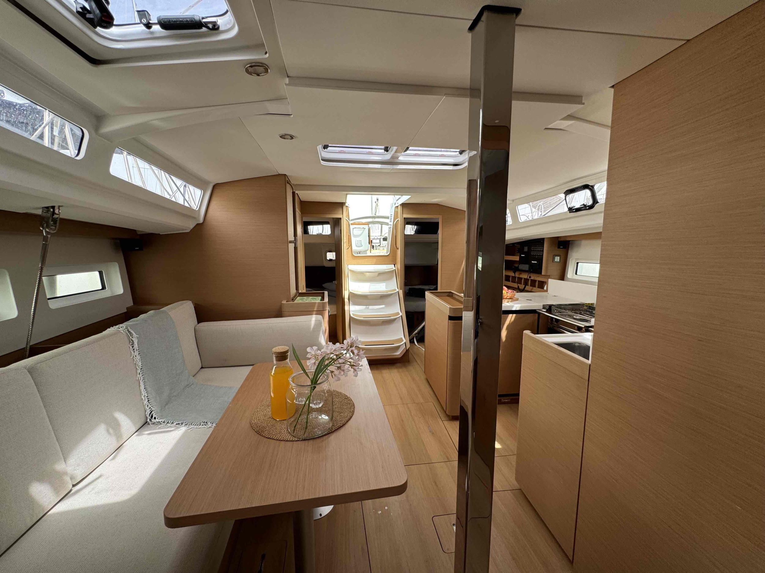 Sun Odyssey 440 - 3 cabins — photo 5