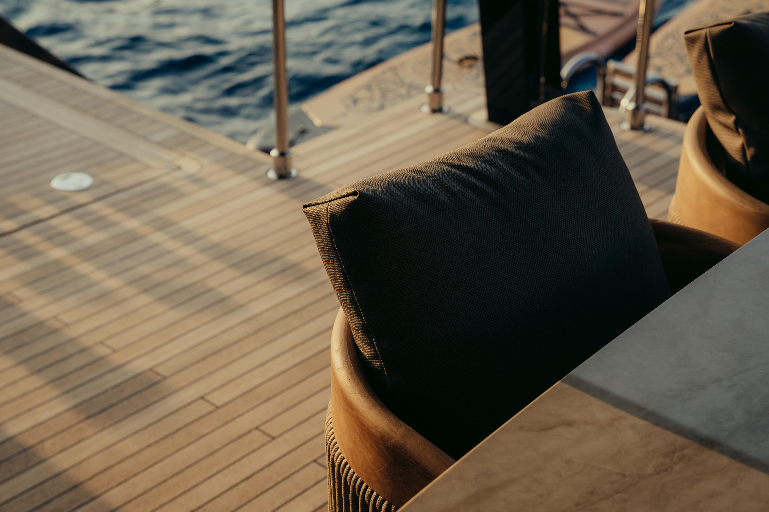 Moon Yacht 65 — photo 96