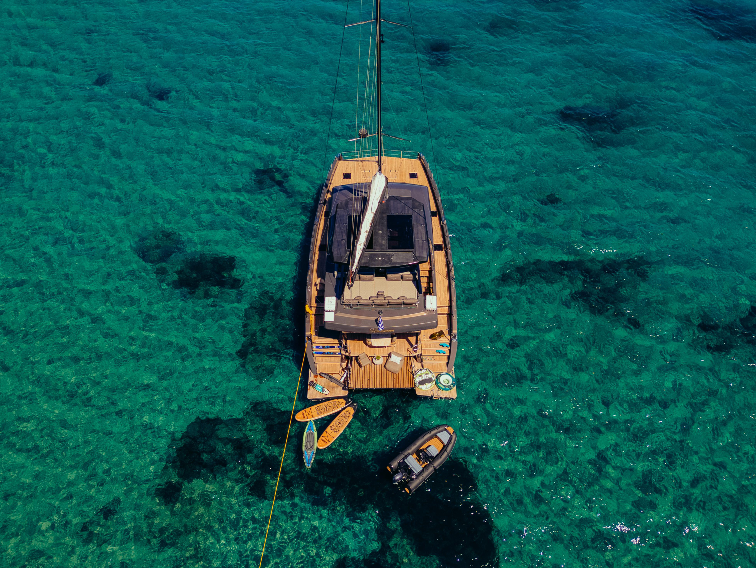 Moon Yacht 65 — photo 95