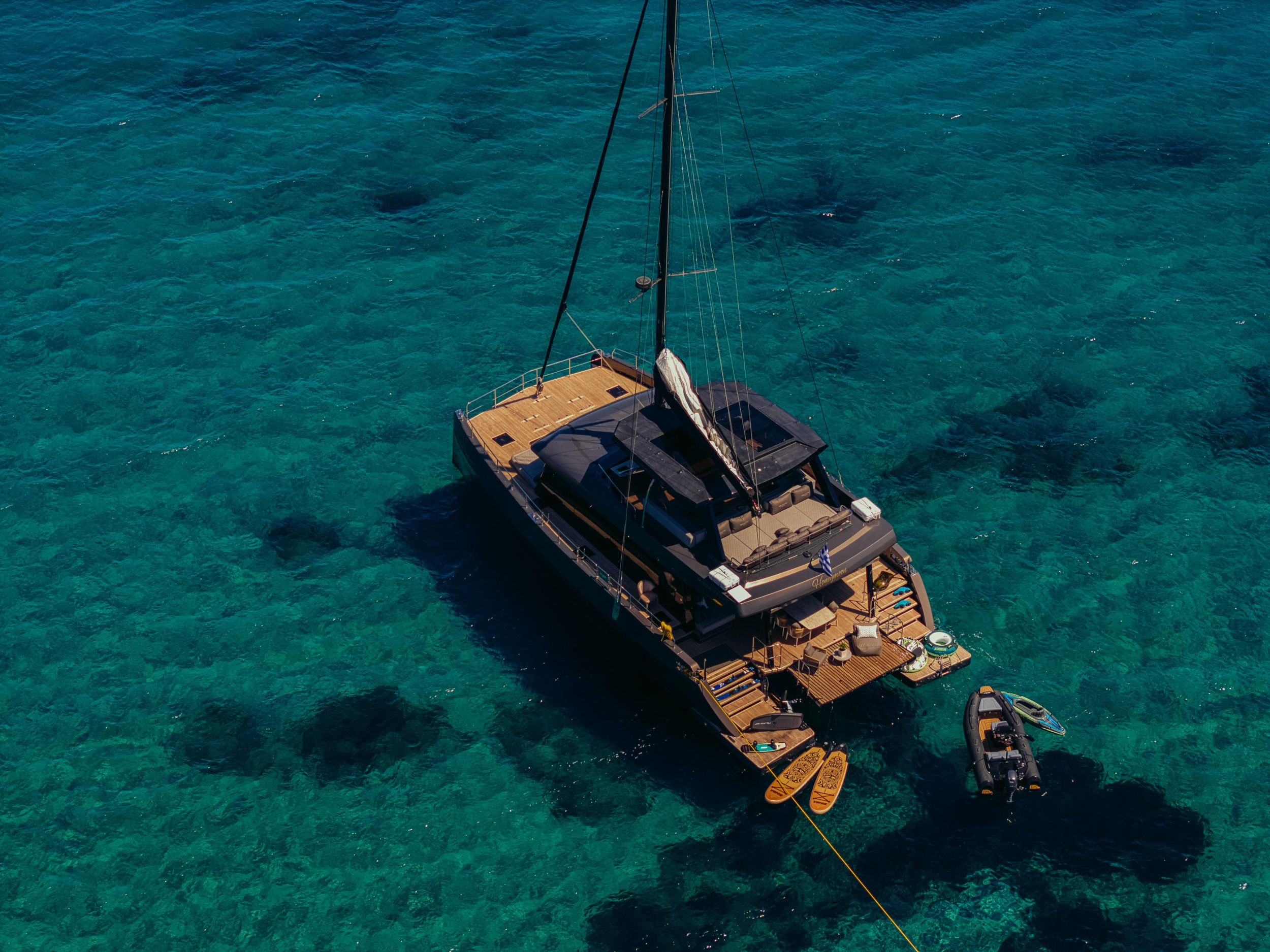 Moon Yacht 65 — photo 55