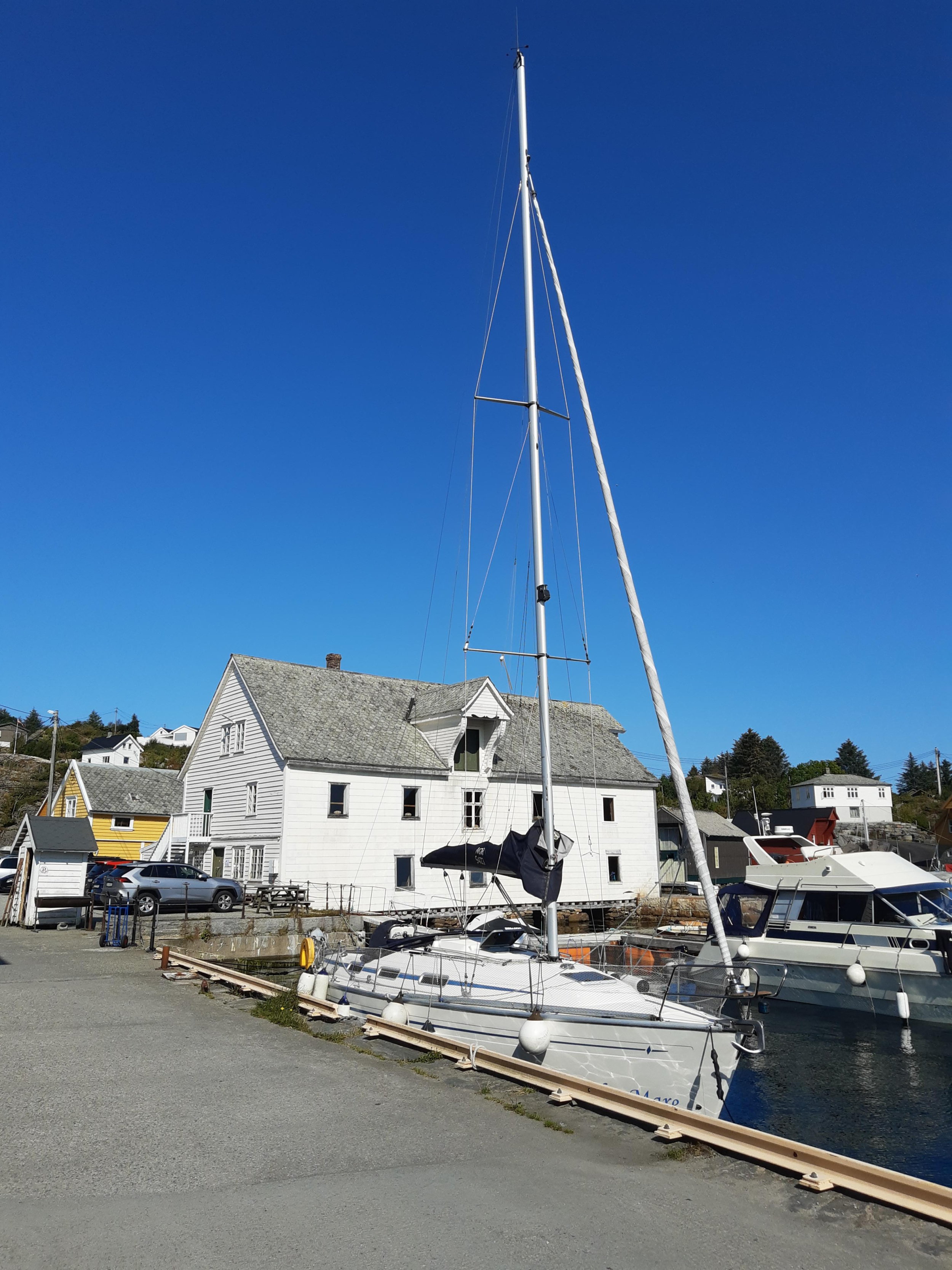 Bavaria 36 Cruiser — photo 10
