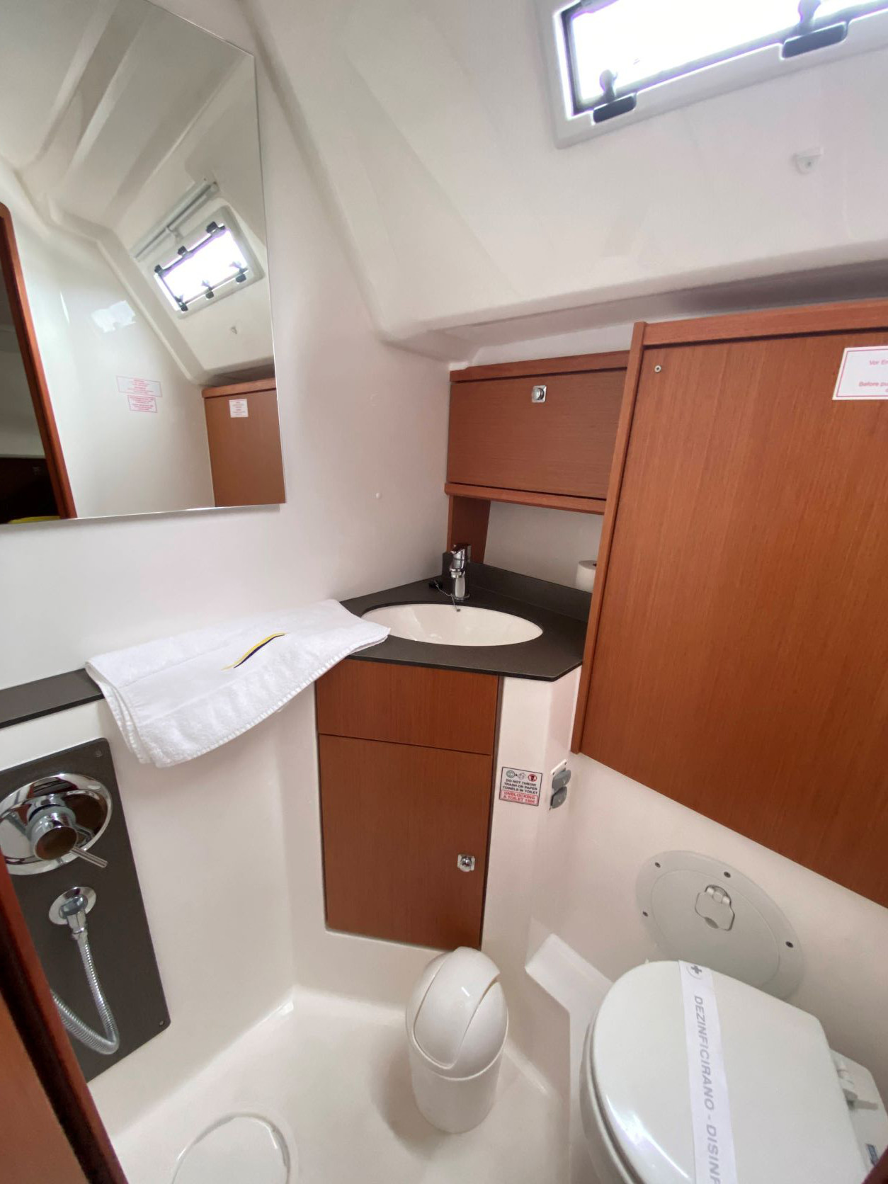 Bavaria Cruiser 46 — photo 11