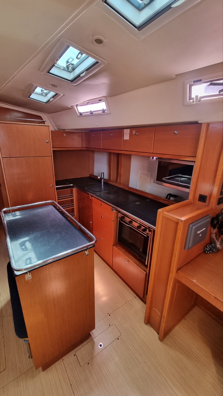 Bavaria 55 Cruiser — photo 5