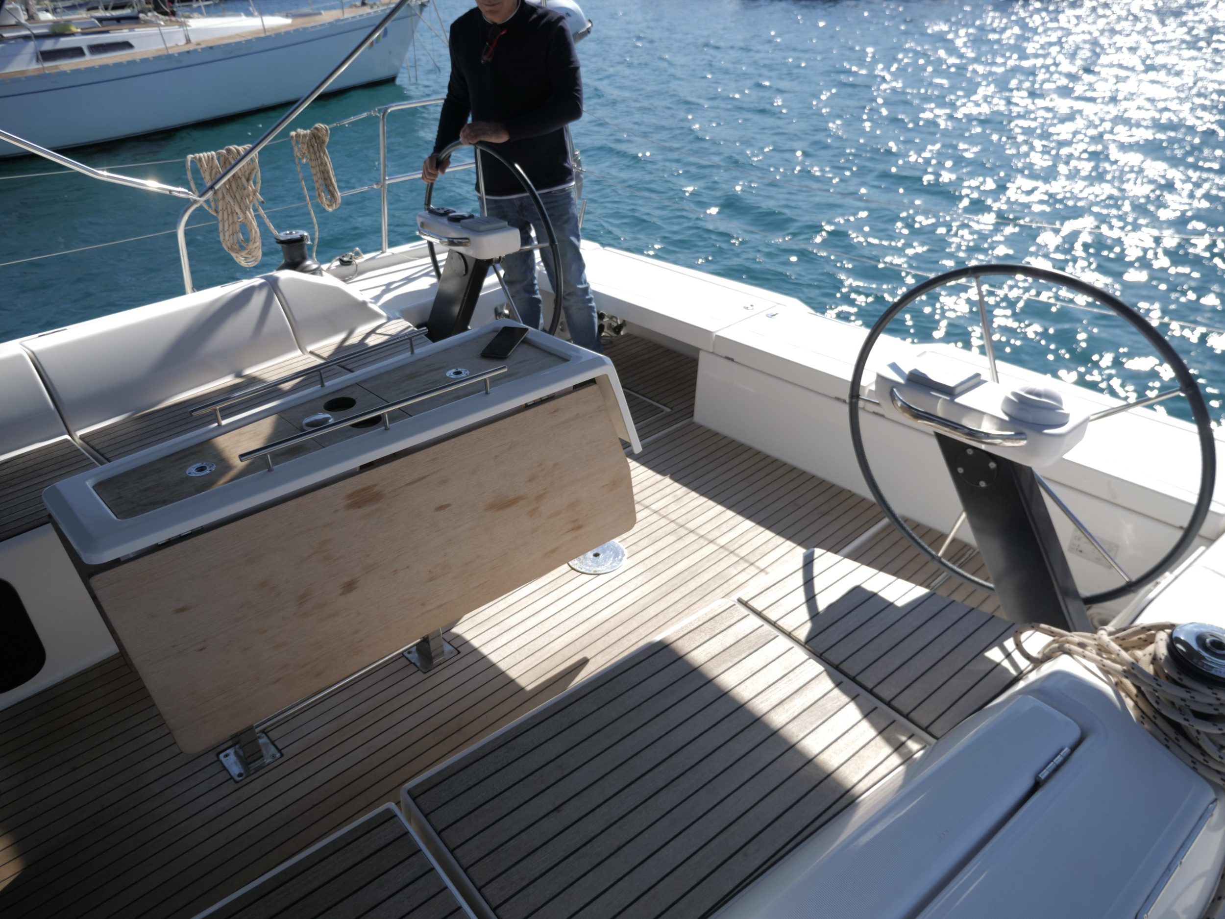 Dufour 430 — photo 19