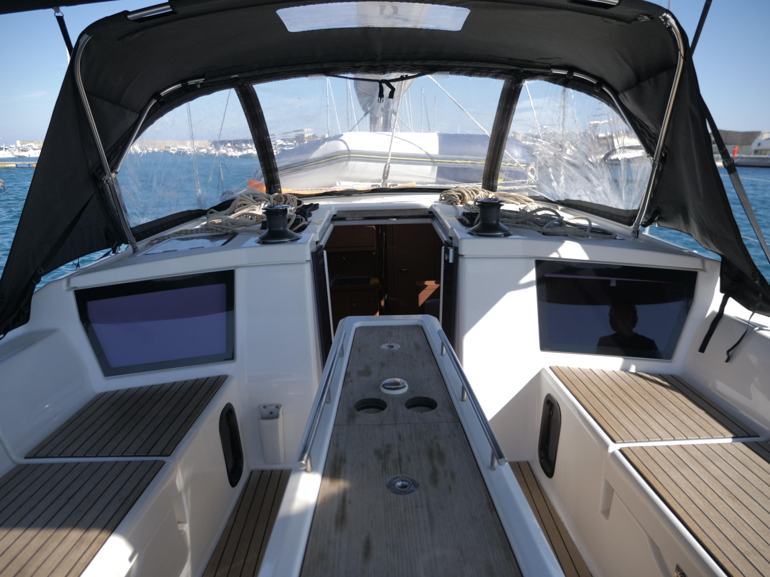 Dufour 430 — photo 4
