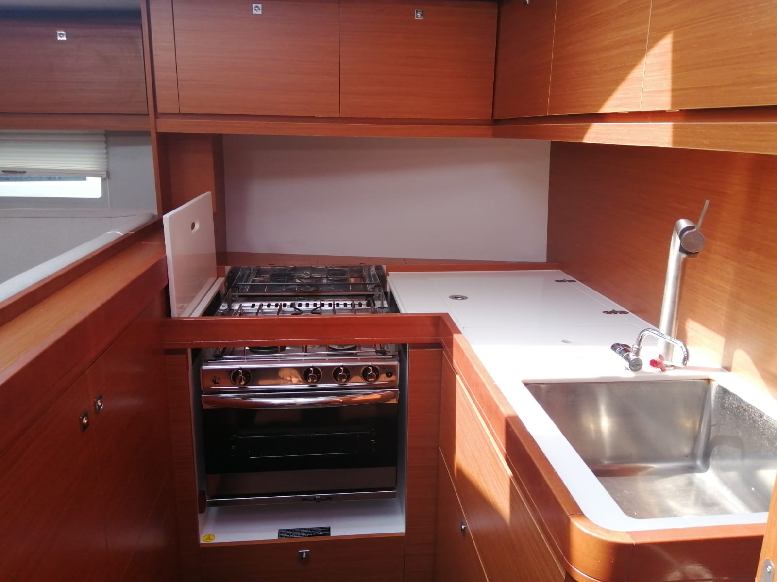Dufour 520 Grand Large — photo 32