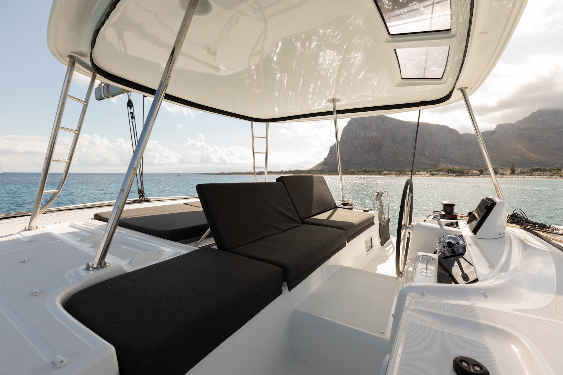 Lagoon 46 — photo 10
