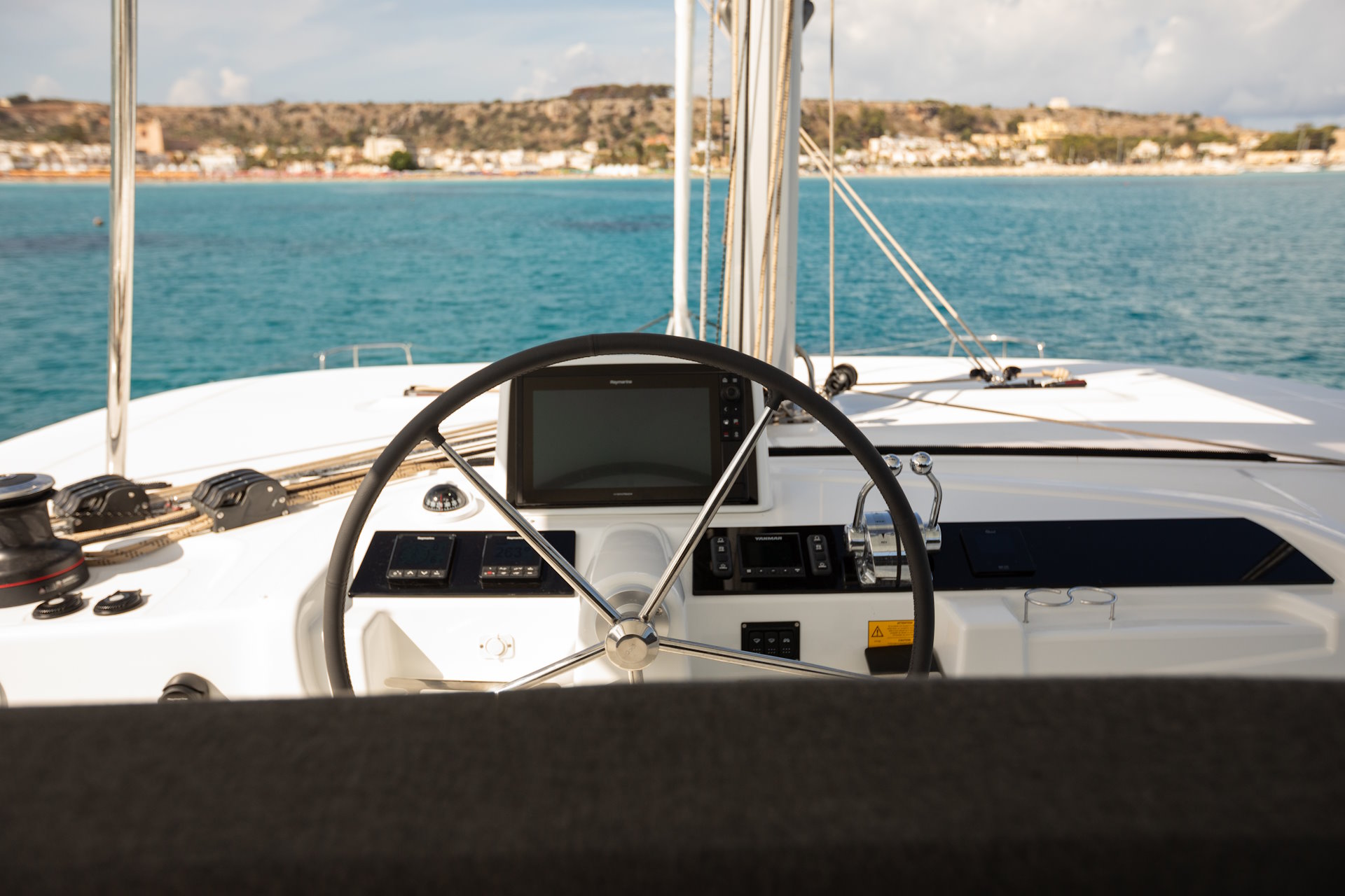 Lagoon 46 — photo 2