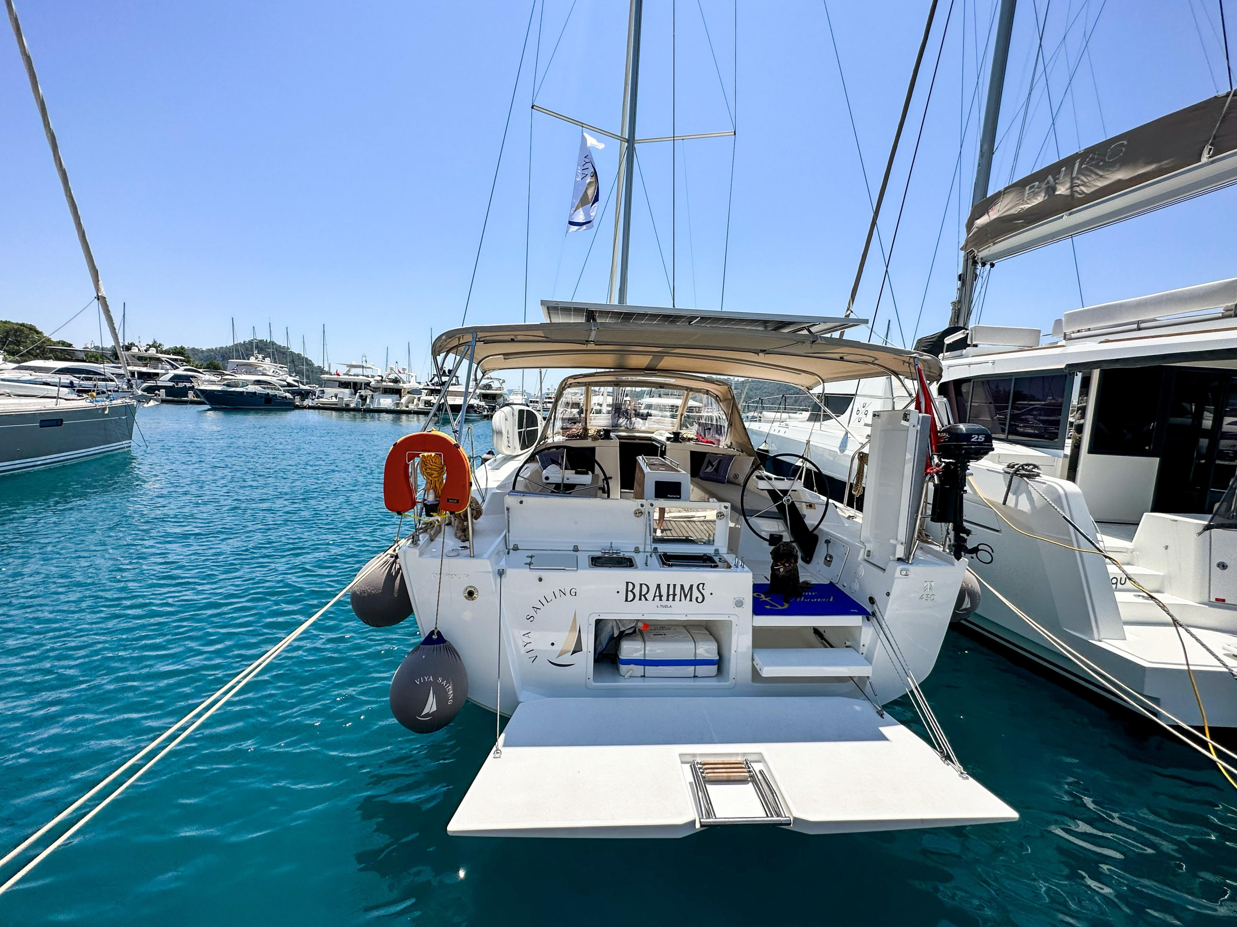 Dufour 430 — photo 14