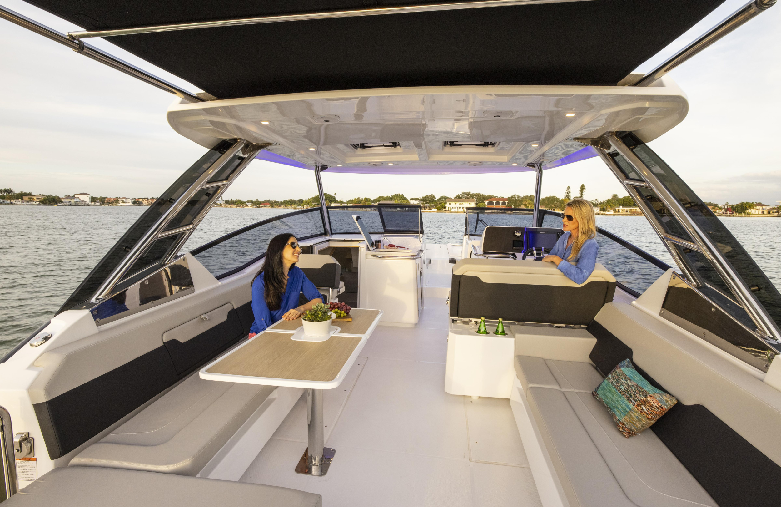 Aquila 32 Sport — photo 16