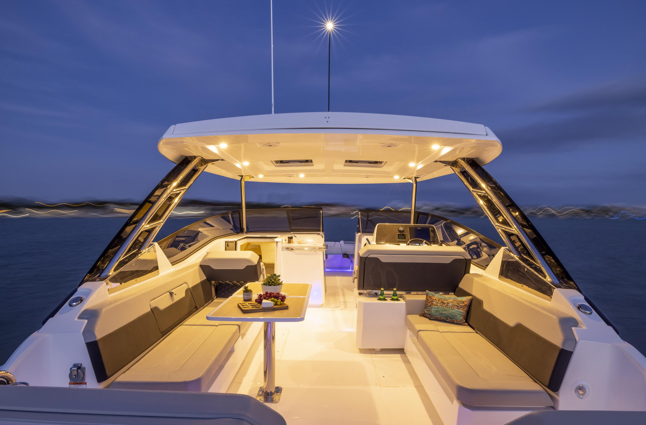Aquila 32 Sport — photo 14