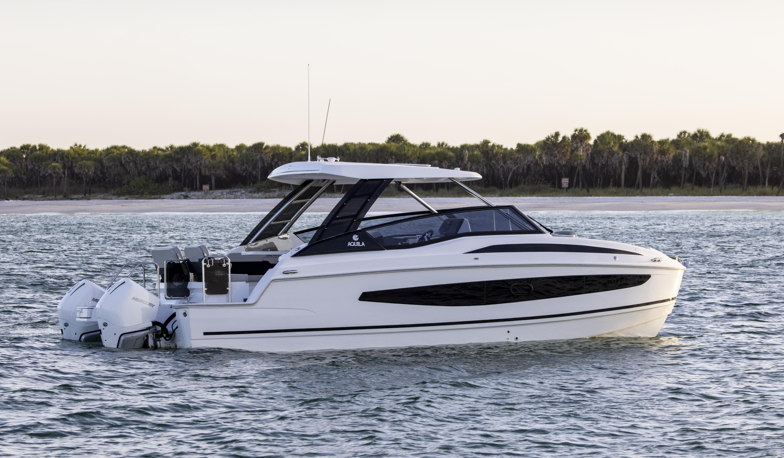 Aquila 32 Sport — photo 19
