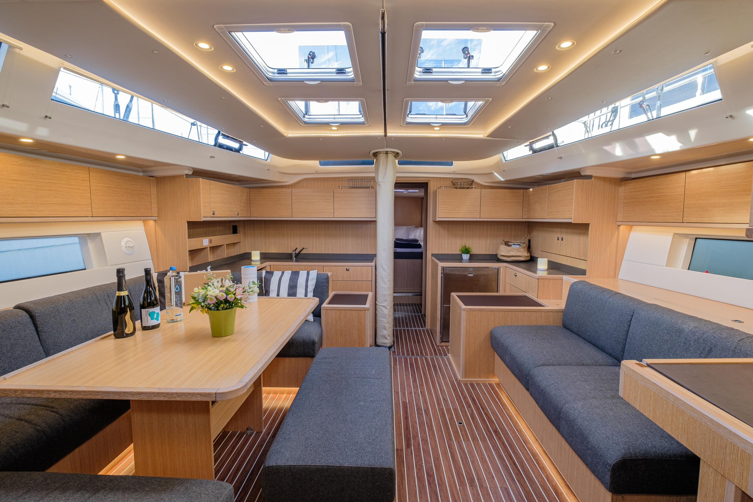Bavaria C57 — photo 23