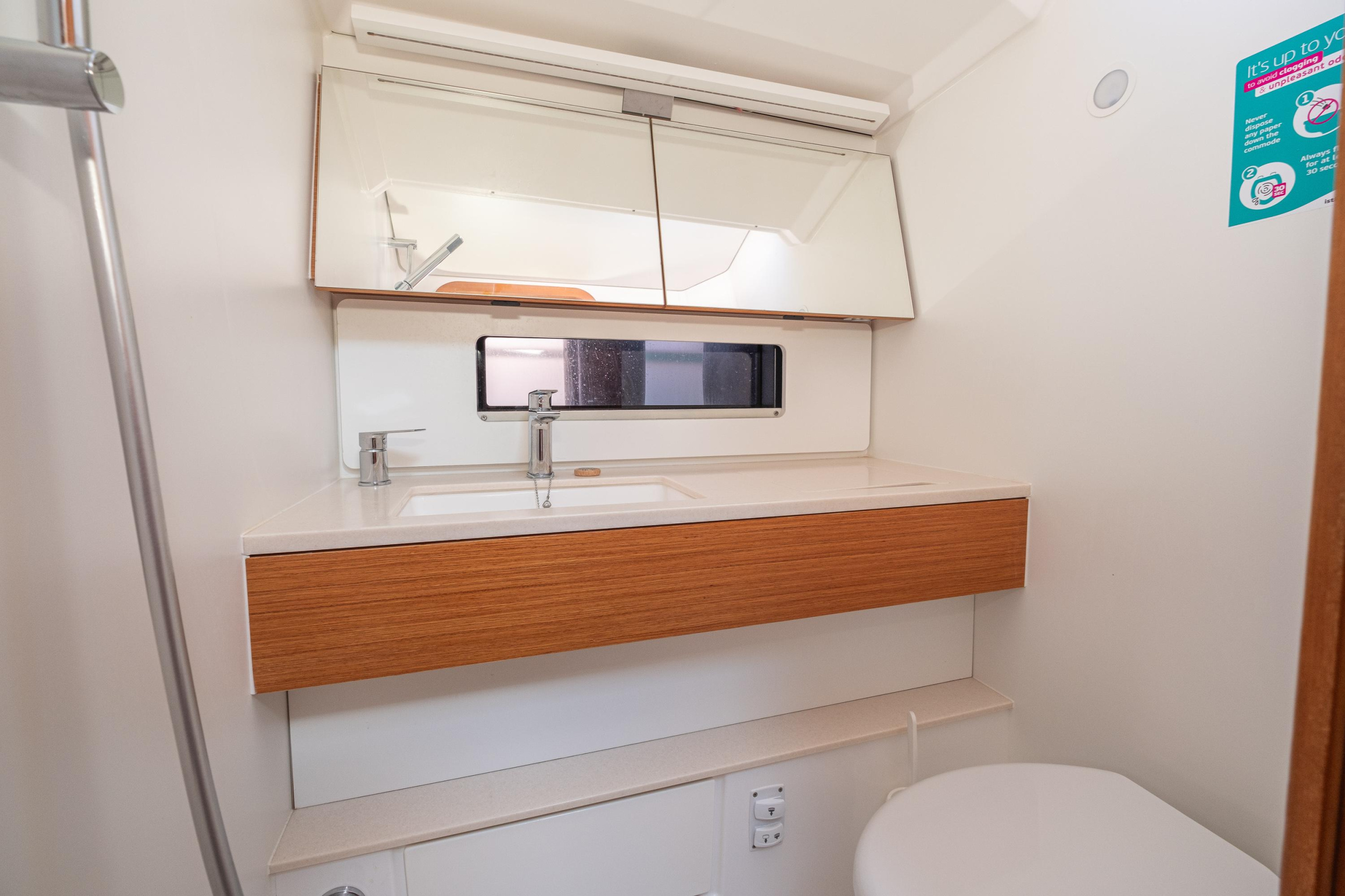 Dufour 41 — photo 19