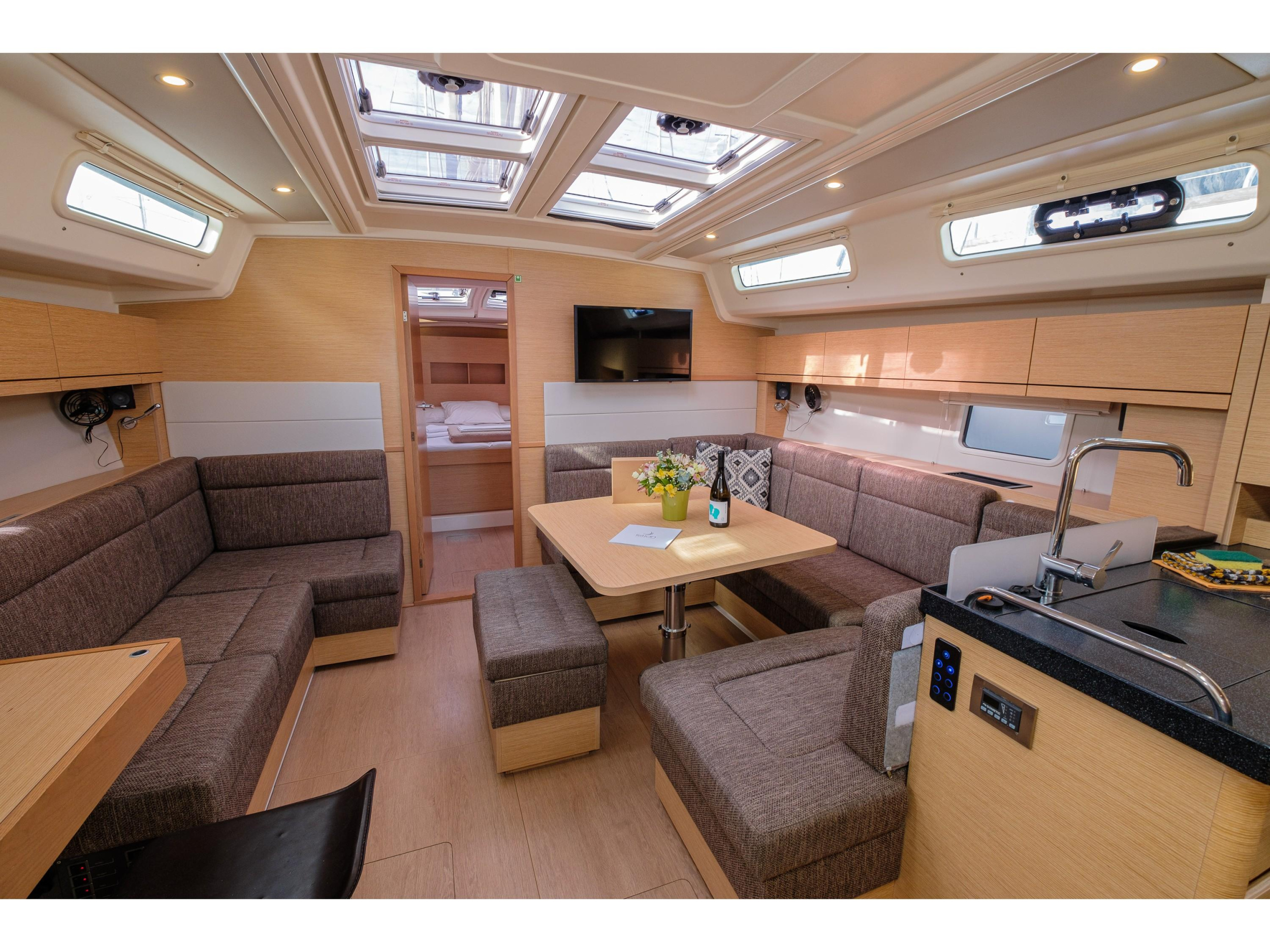 Hanse 458 (3 cab) — photo 27