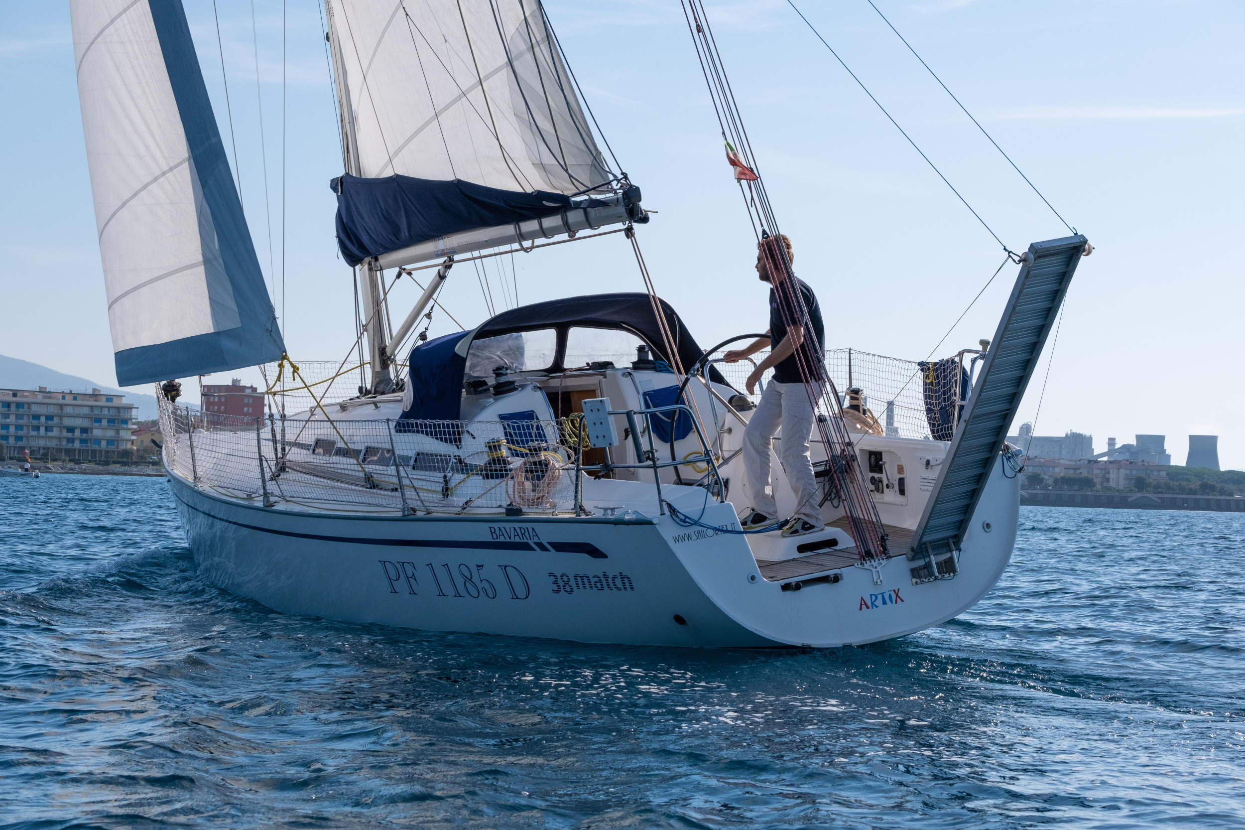 Bavaria 38 Match — photo 4