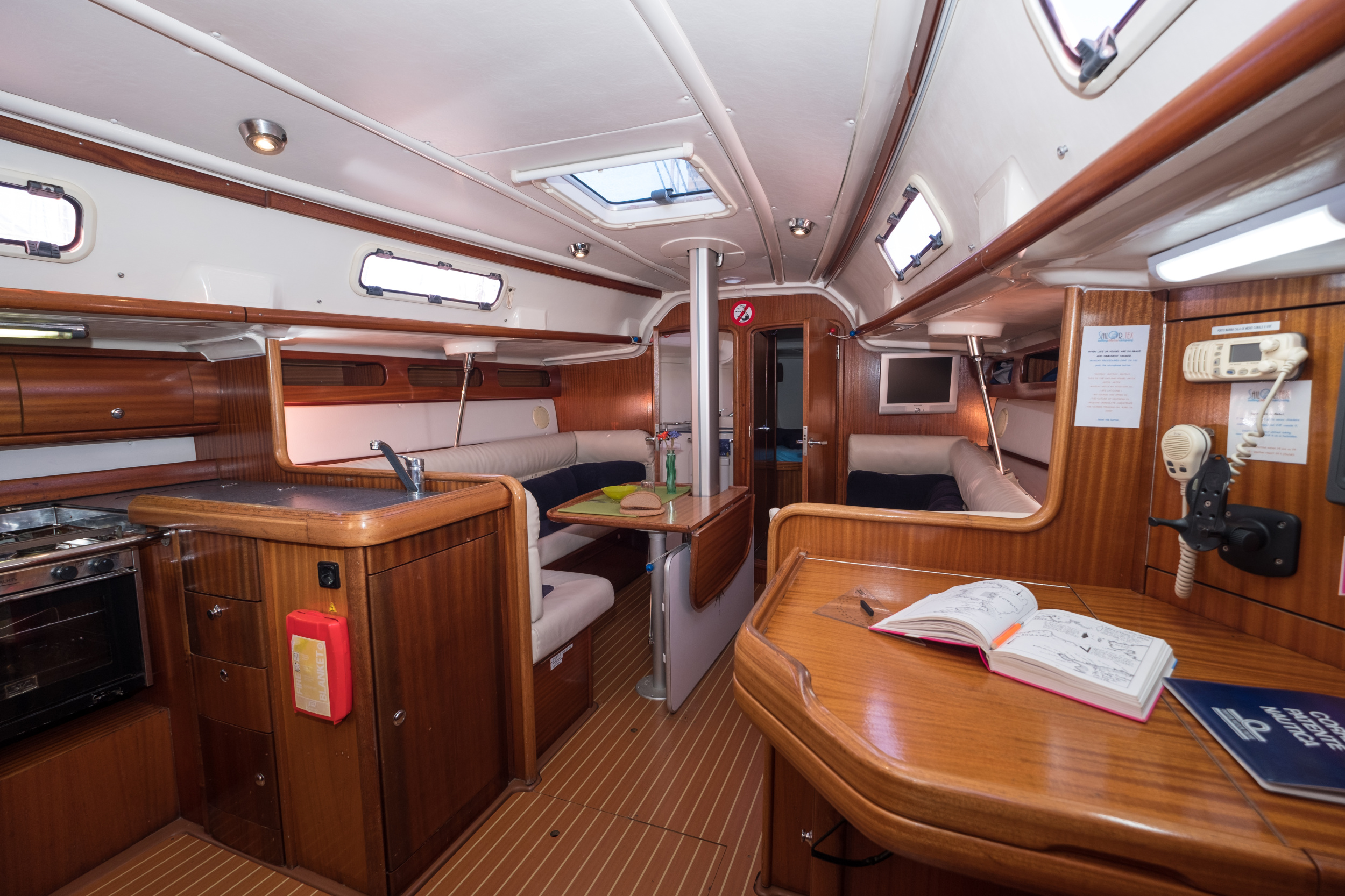 Bavaria 38 Match — photo 10