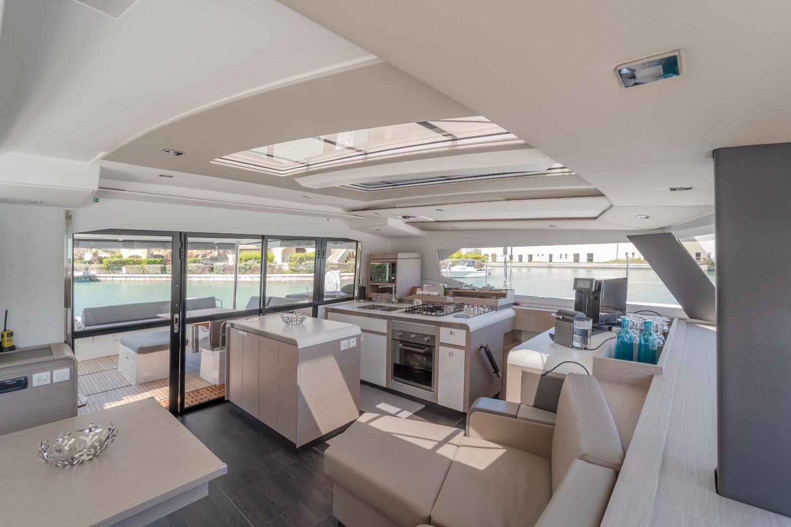 Aura 51 - Luxury Experience — photo 13