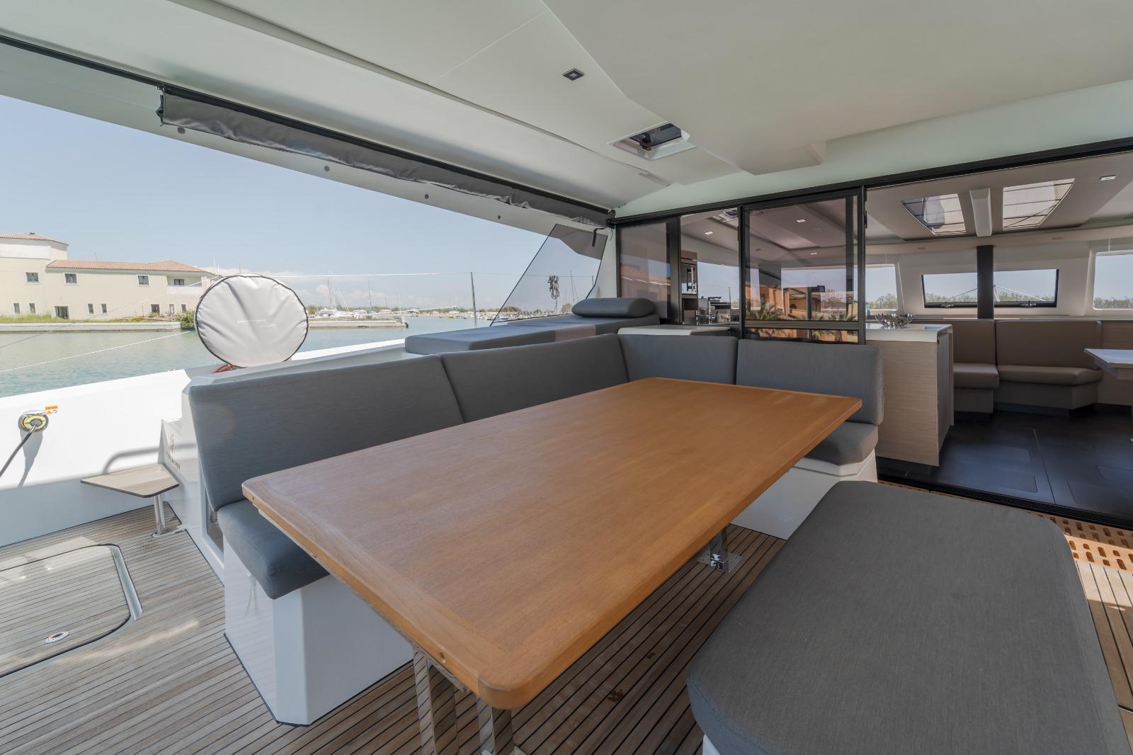 Aura 51 - Luxury Experience — photo 26