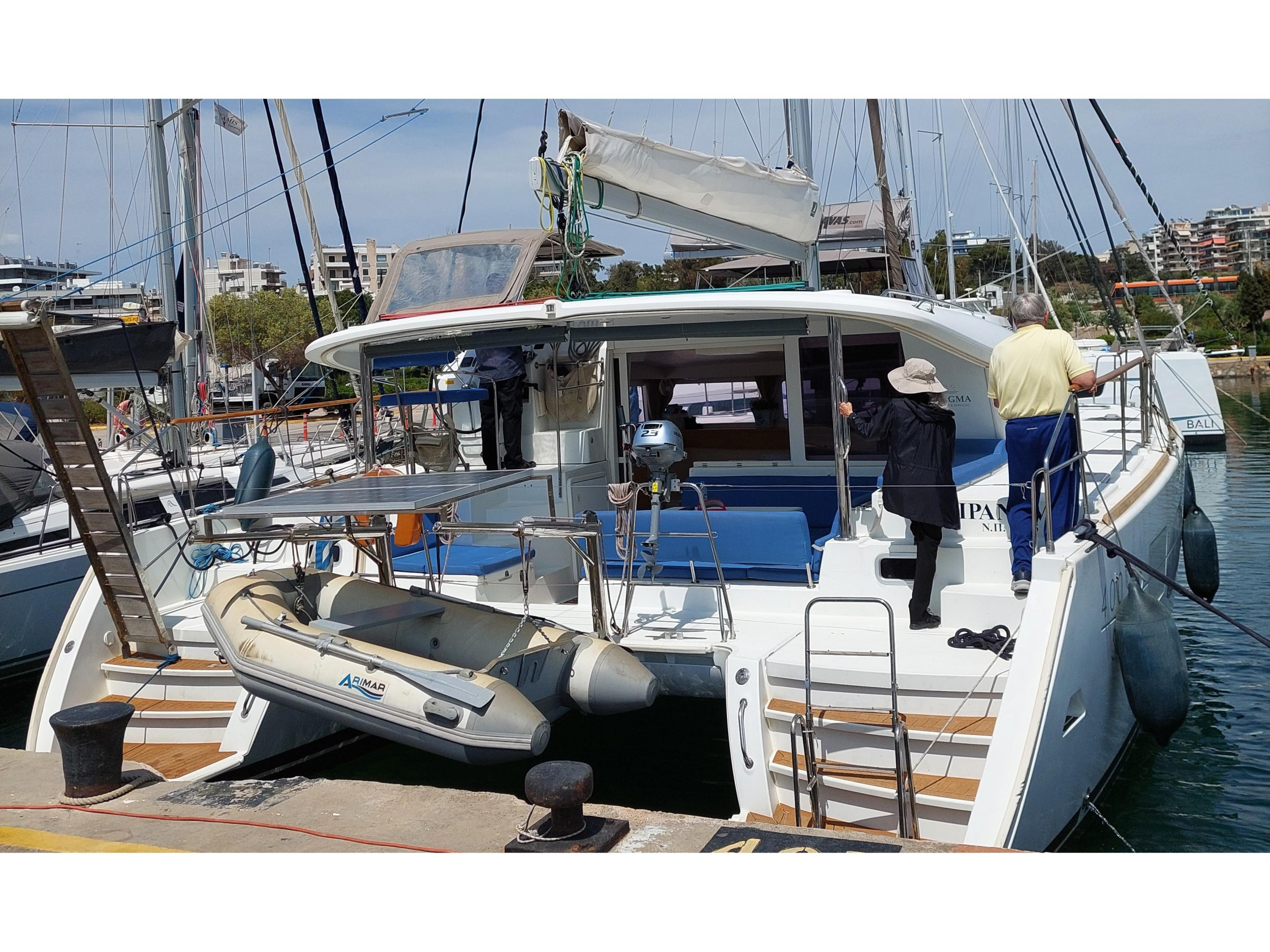Lagoon 400 S2 — photo 1