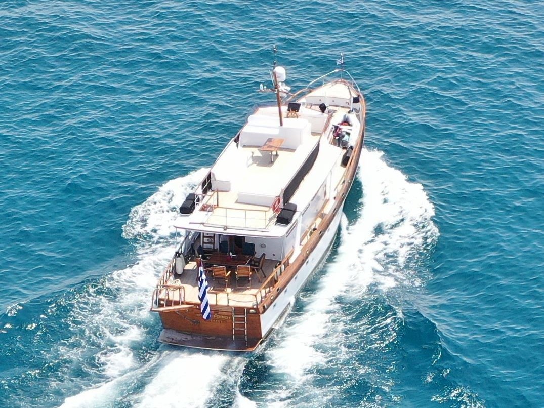 Grand Banks 72 — photo 1