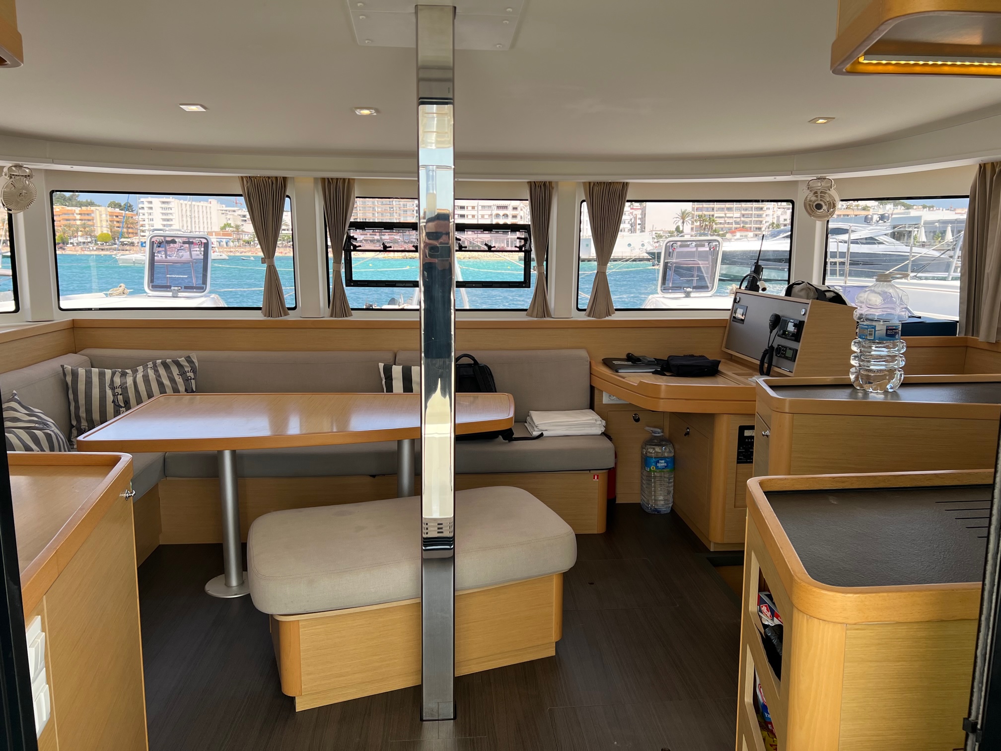 Lagoon 42 — photo 13