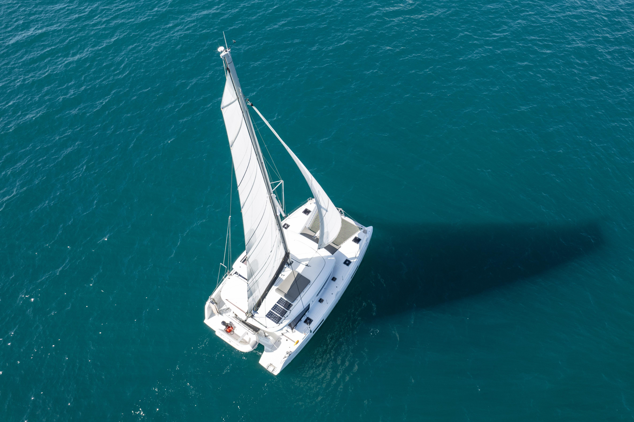 Lagoon 42 — photo 11