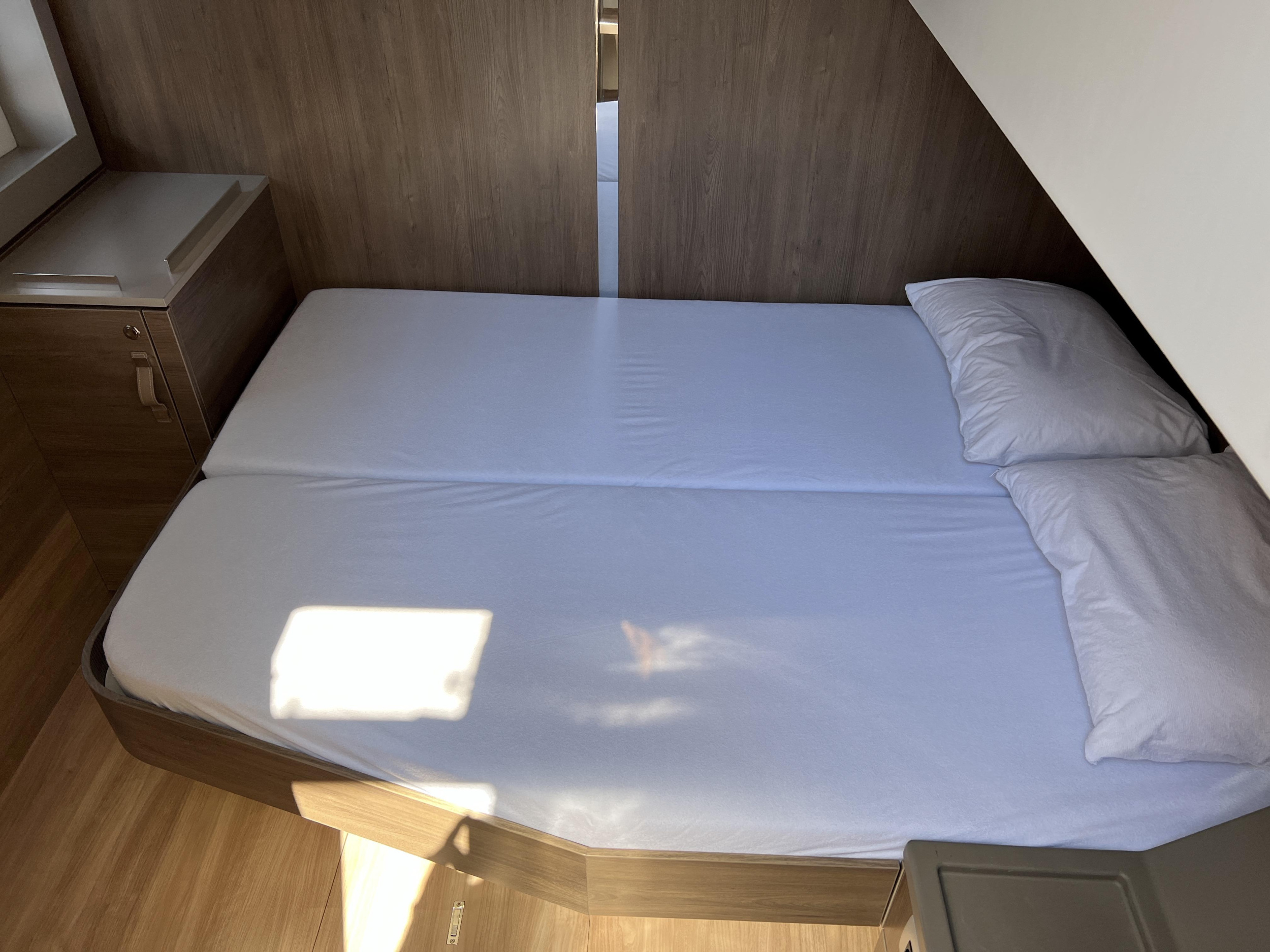 Bali 4.8 (6+2 cab) — photo 29