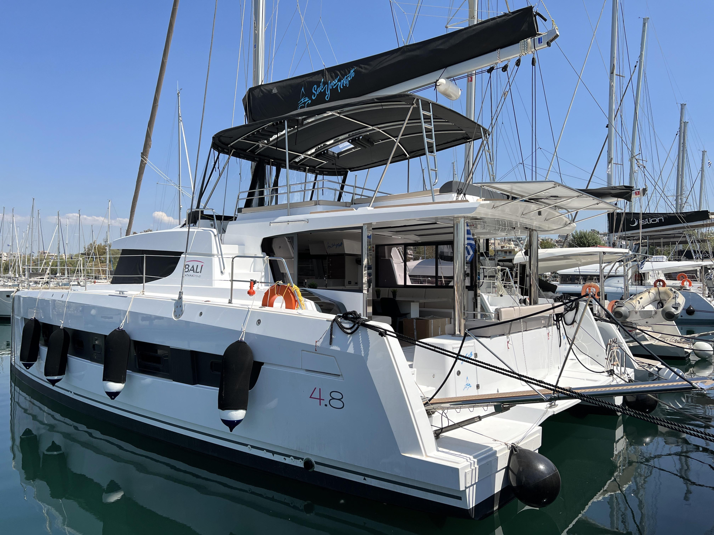 Bali 4.8 (6+2 cab) — photo 35