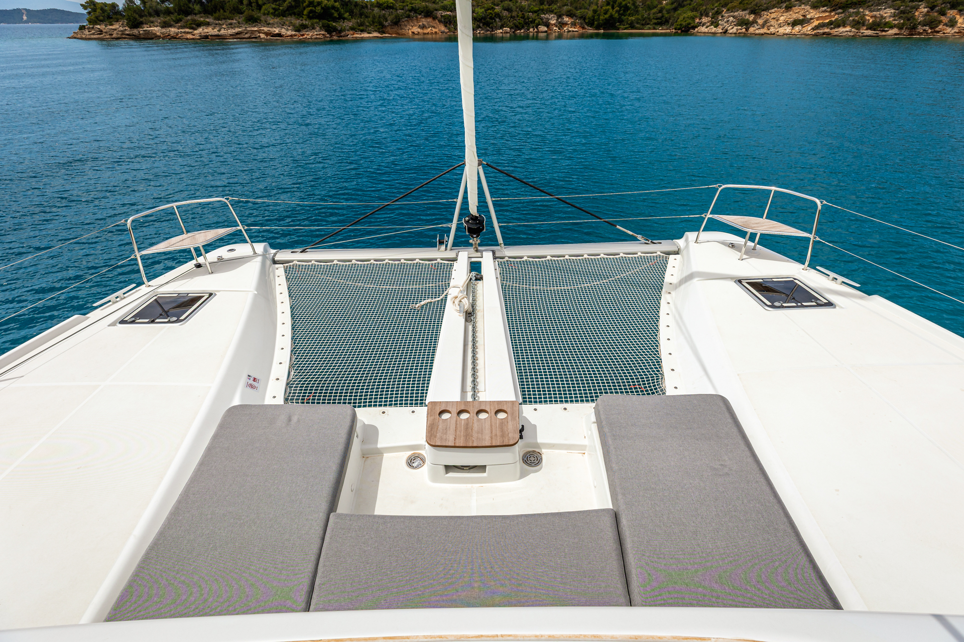 Lagoon 46 — photo 3