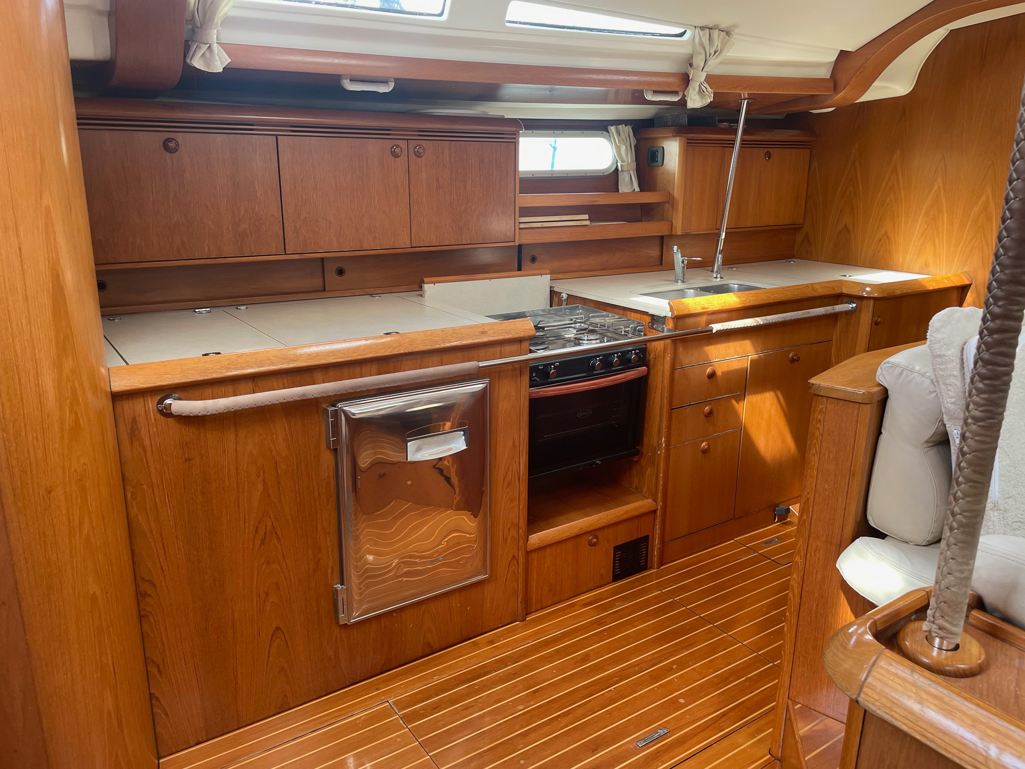 Sun Odyssey 49 Performance — photo 4