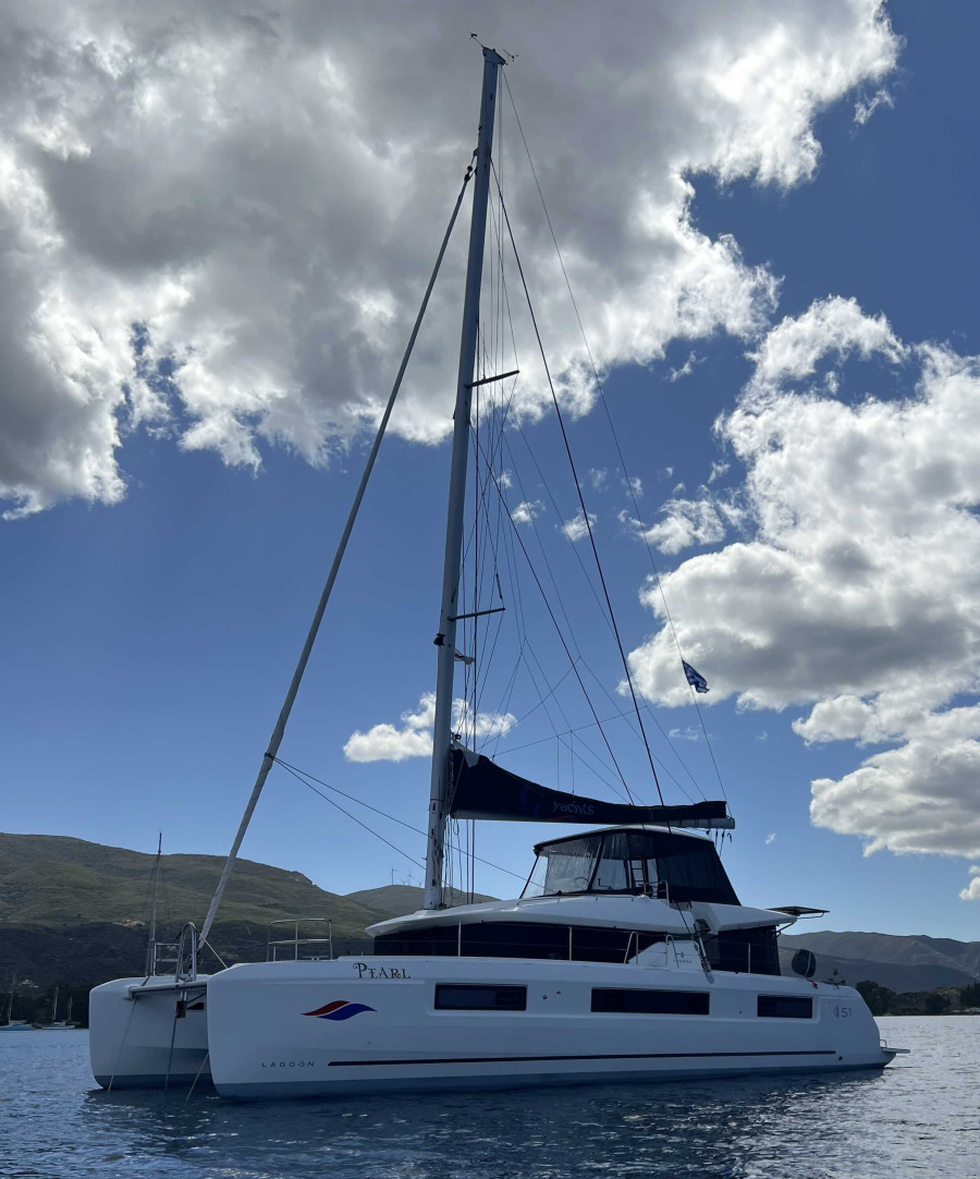 Lagoon 51 — photo 20