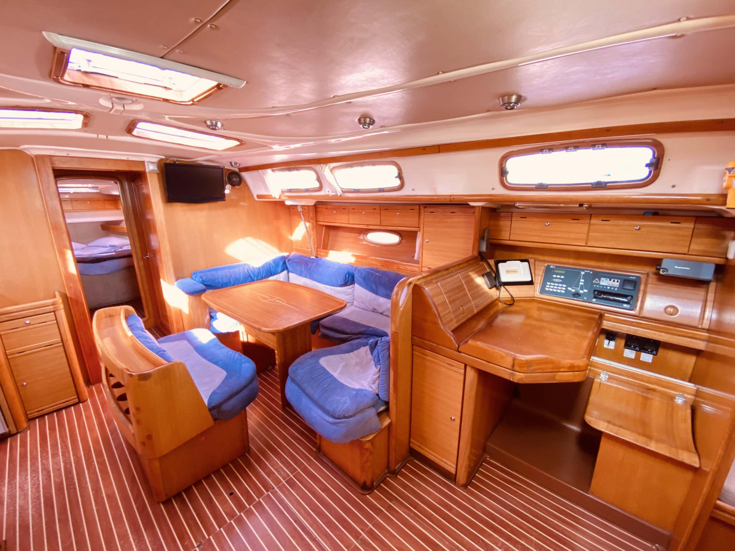 Bavaria 46 Cruiser — photo 17
