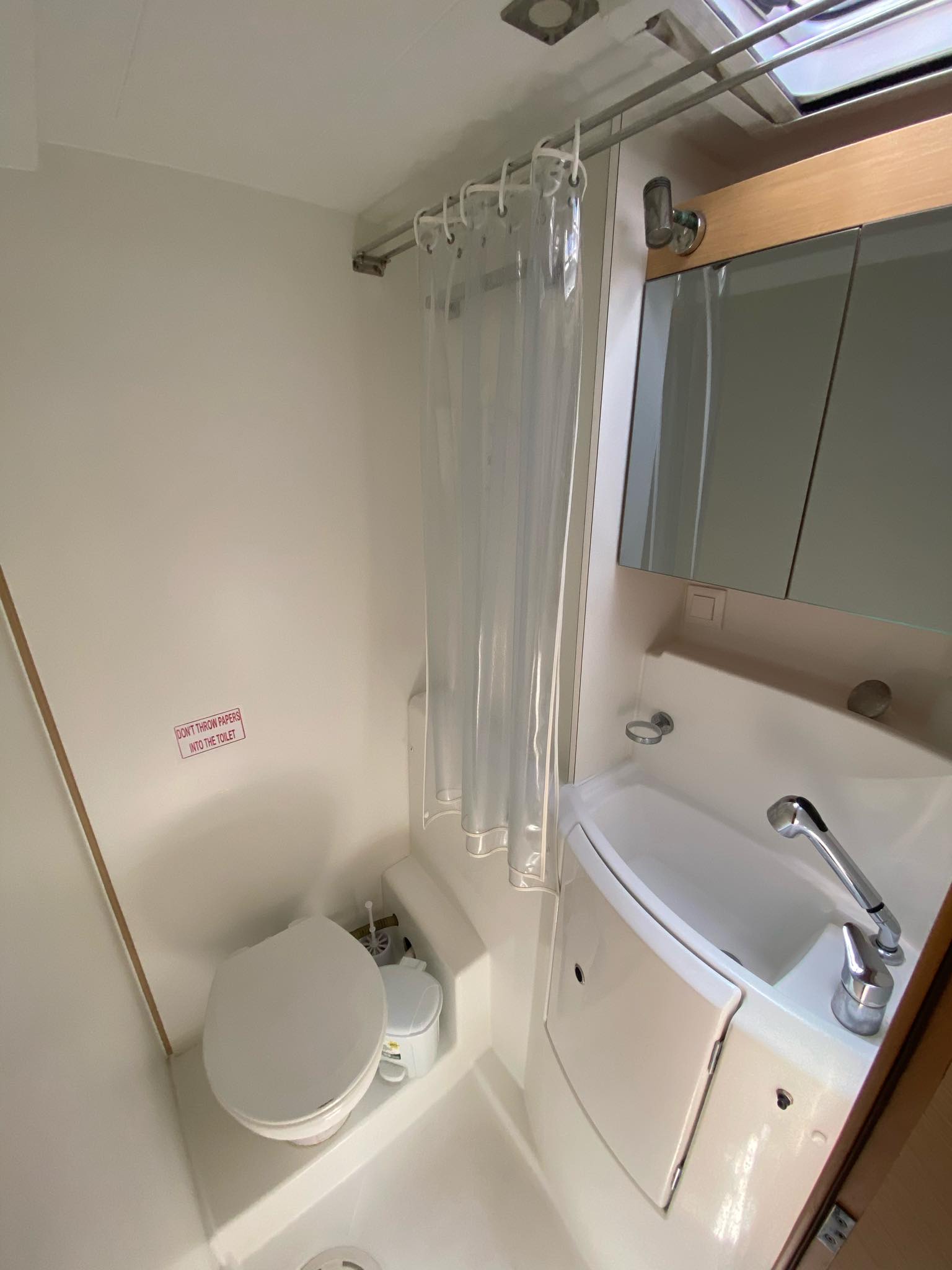 Lagoon 400 S2 — photo 10