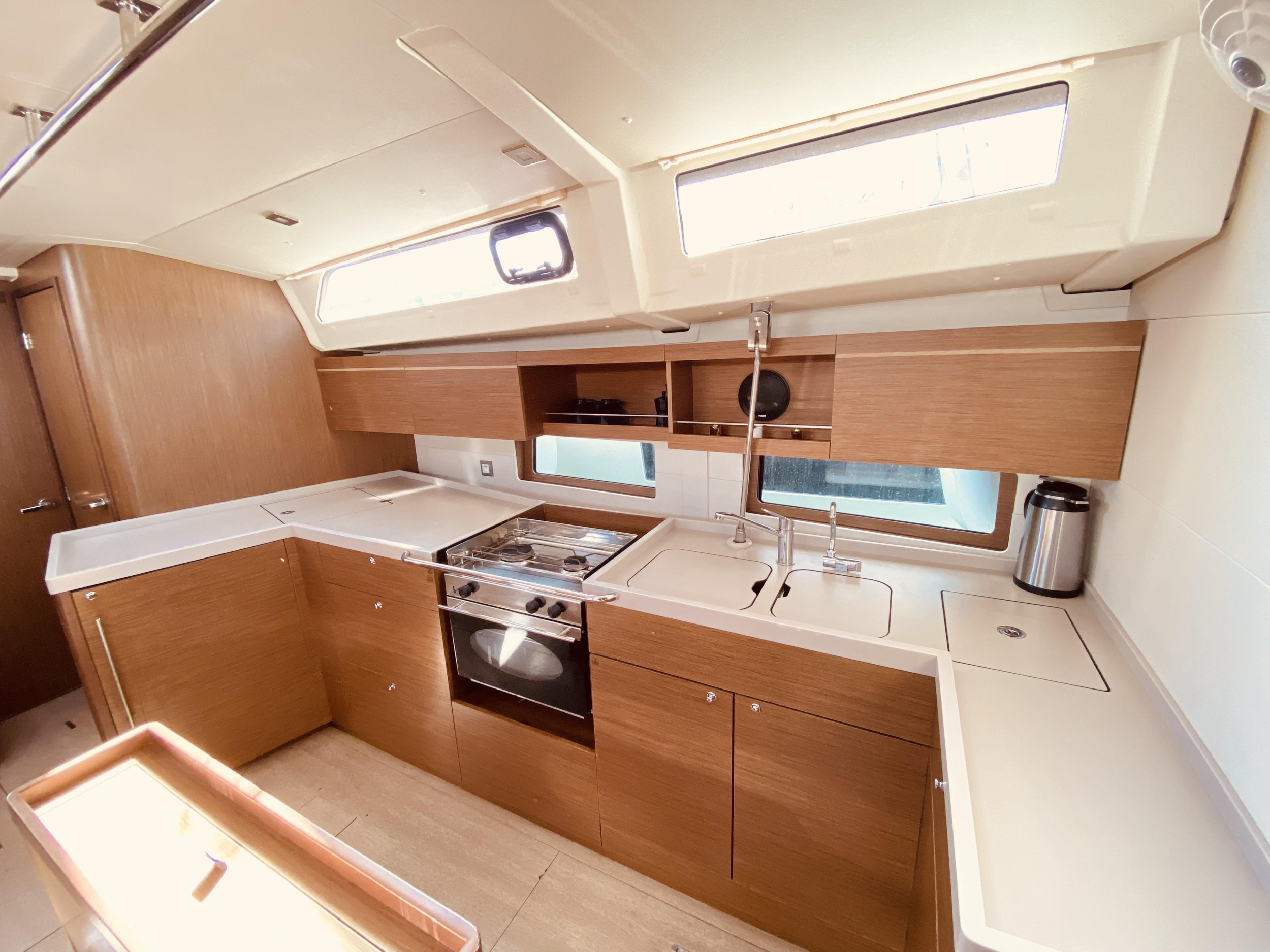 Oceanis 46.1 — photo 14