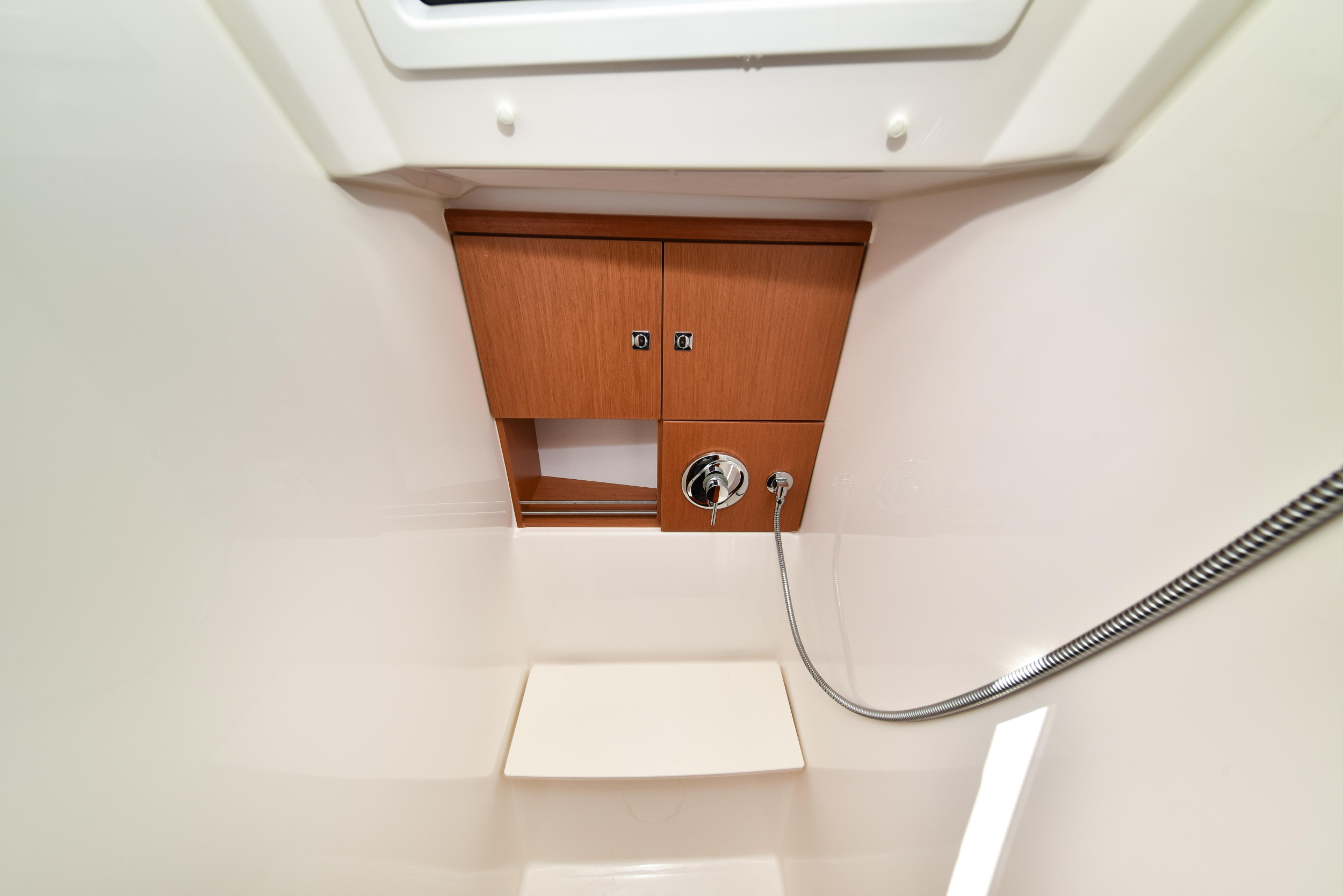 Bavaria Cruiser 46 — photo 32