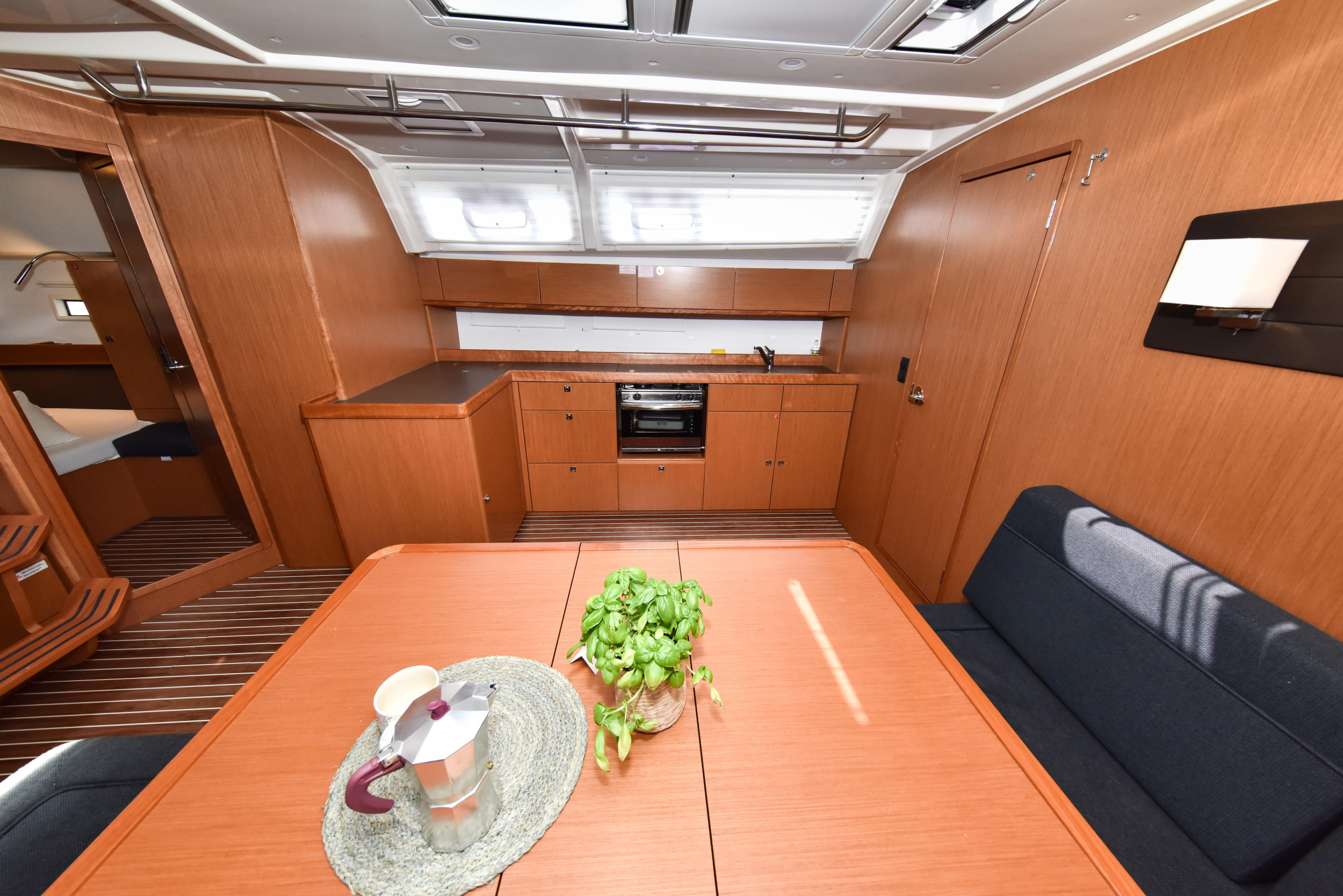 Bavaria Cruiser 46 — photo 36
