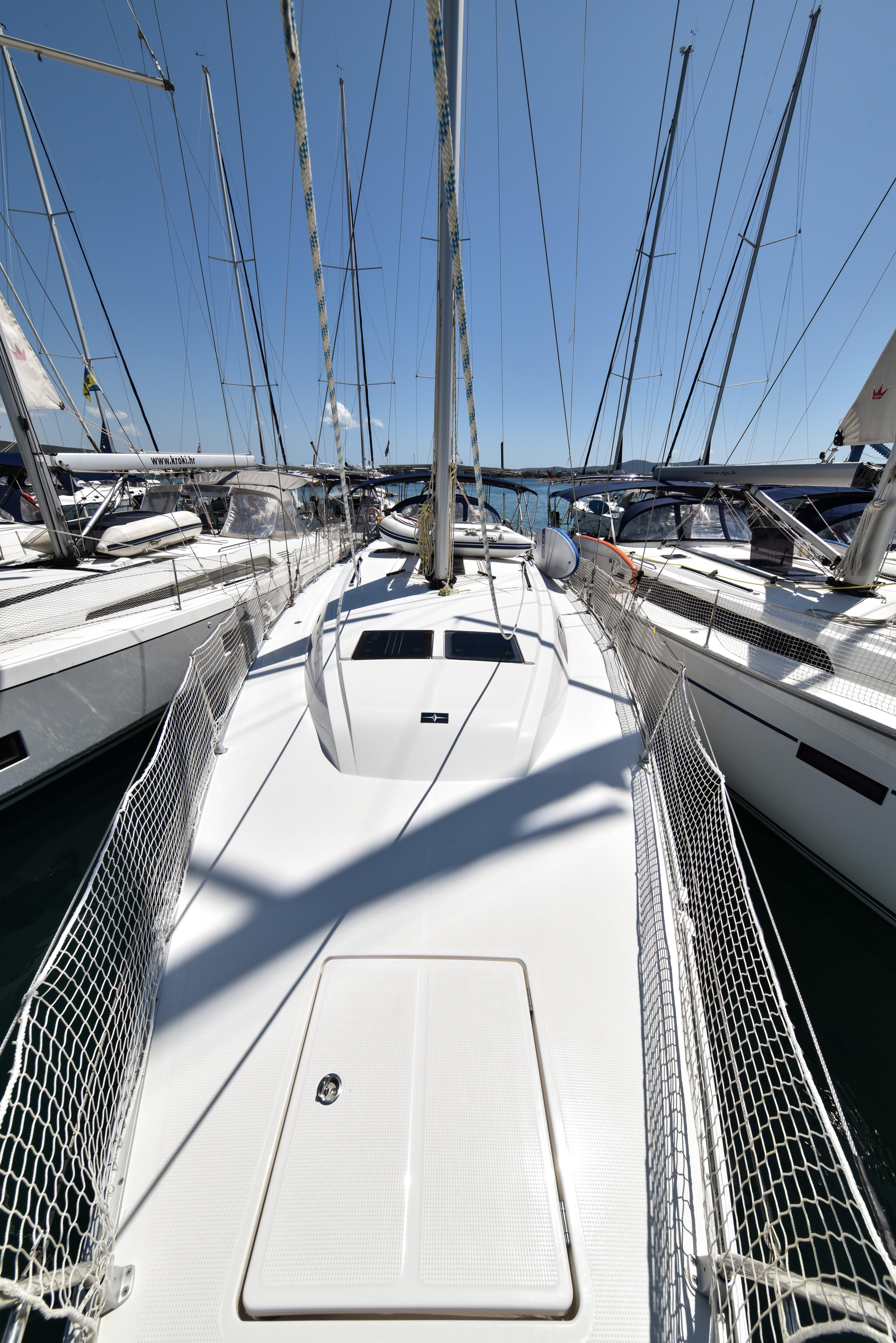 Bavaria Cruiser 46 — photo 13